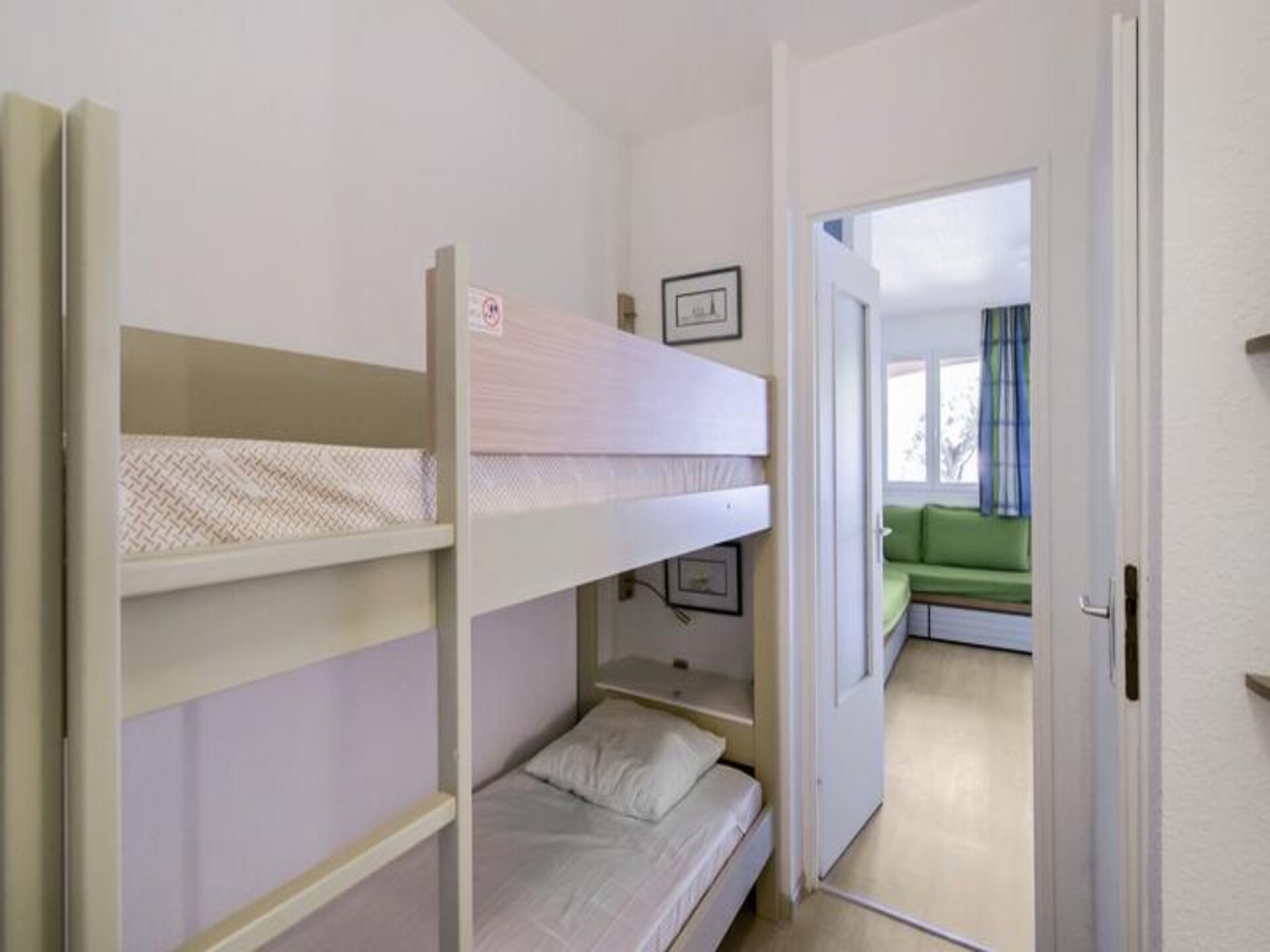 Zonnig appartement met zwembad nabij Saint-Raphaël, 15 min van strand - foto 30