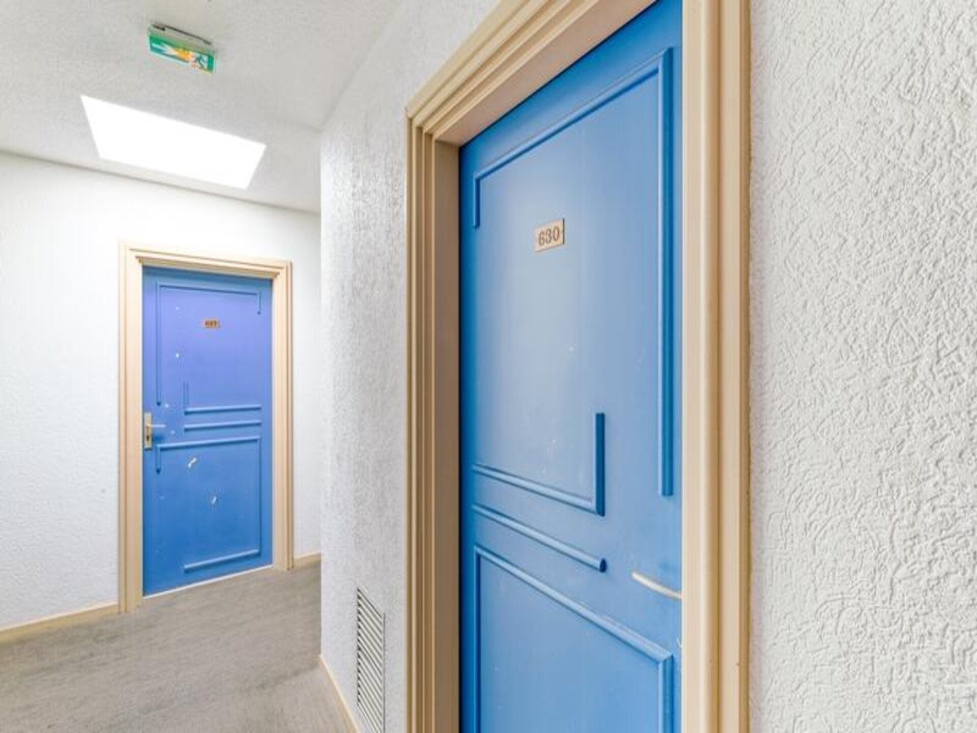Zonnig appartement met zwembad nabij Saint-Raphaël, 15 min van strand - foto 34