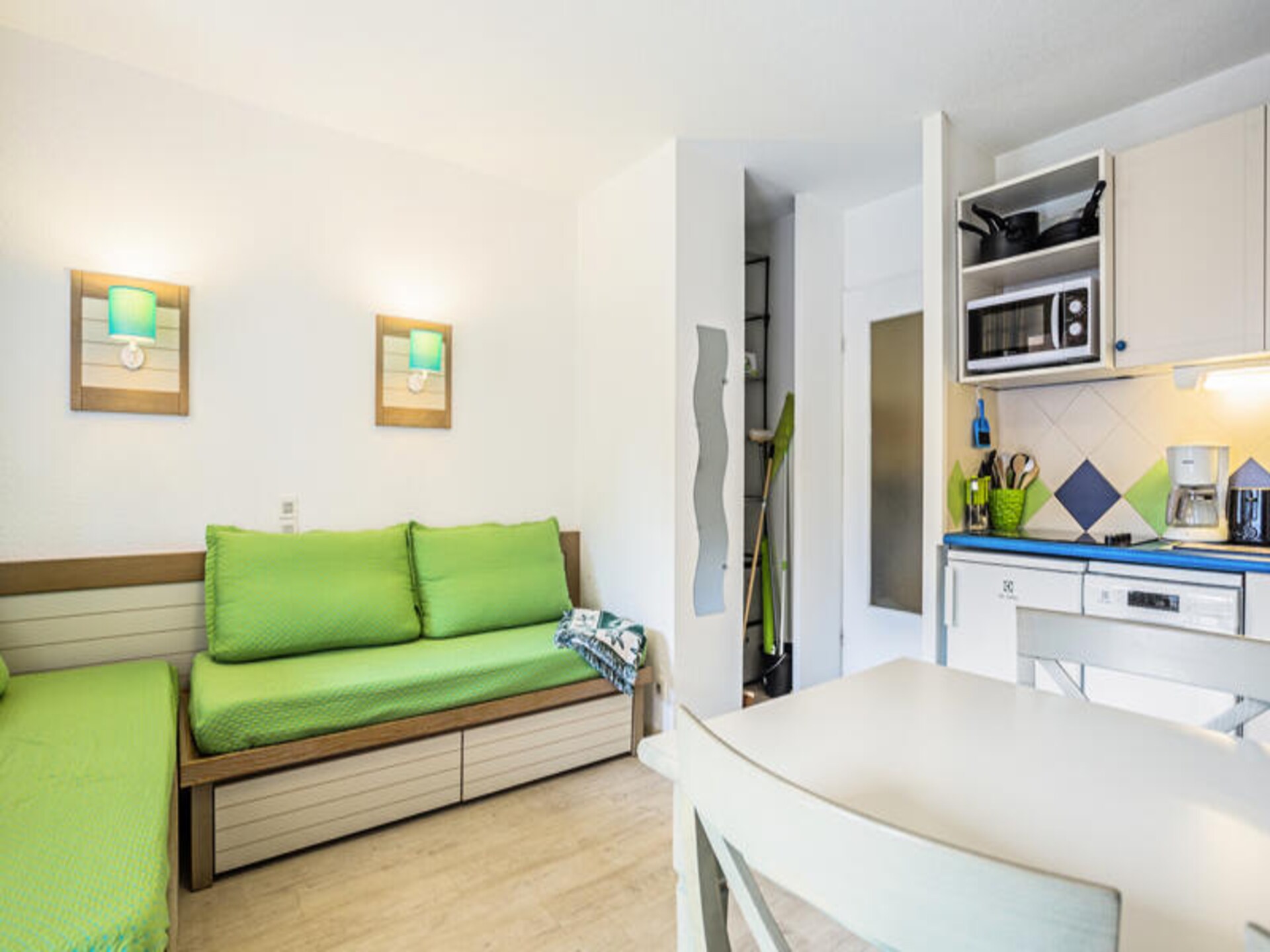 Appartement met terras in Résidence Saint-Raphaël Valescure, 6 km van het centrum - foto 21