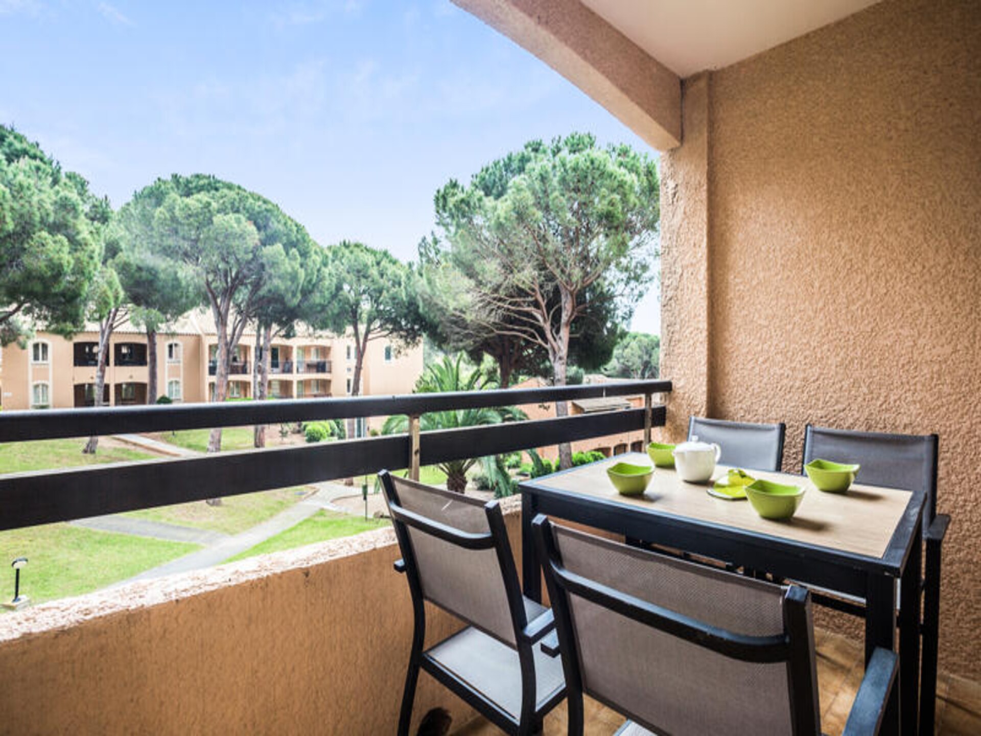 Appartement met terras in Résidence Saint-Raphaël Valescure, 6 km van het centrum - foto 27