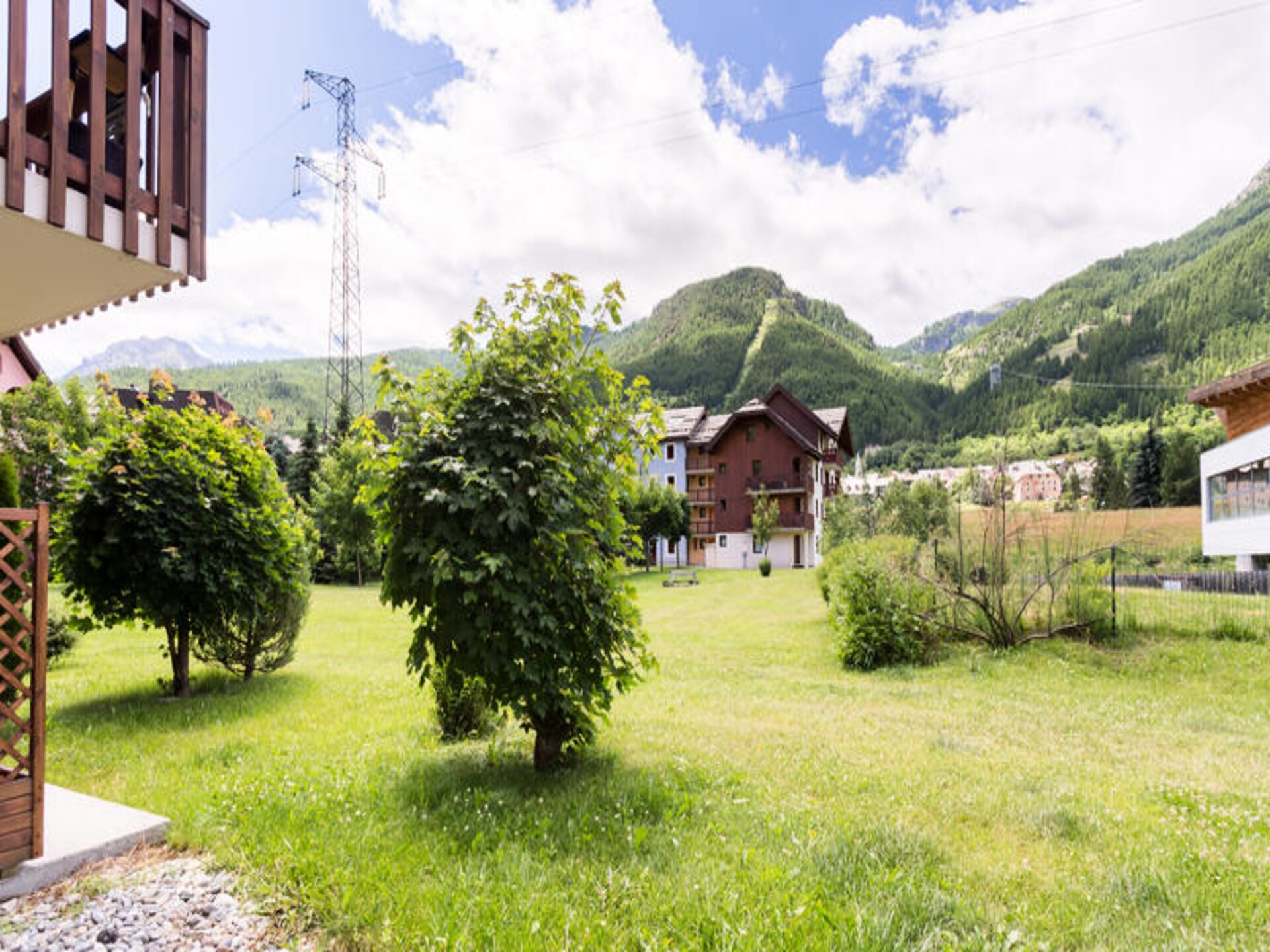 Gezellig appartement in Serre-Chevalier 1400, 50m van winkels en pistes - foto 6