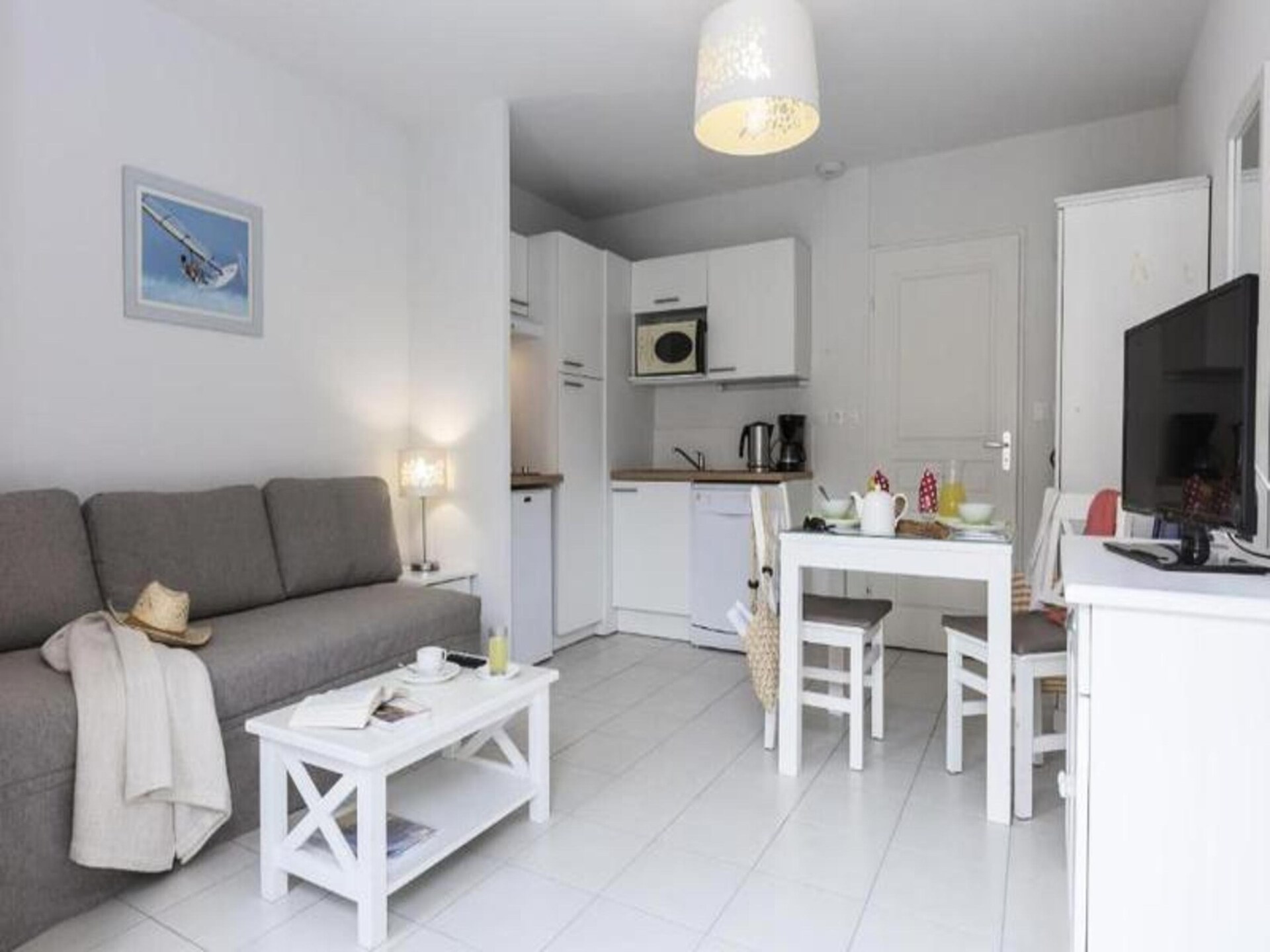 Knusse studio voor 2 bij het meer van Hourtin, op 400m van de haven - foto 9