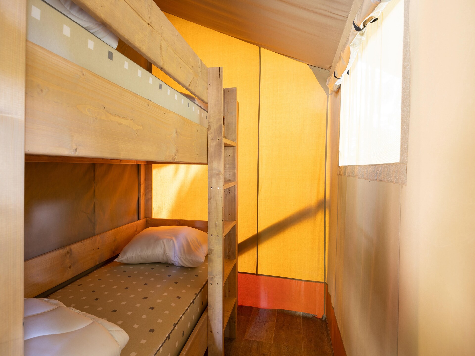 Safaritent voor 5 in de Ardennen bij Dochamps met privéterras - foto 13