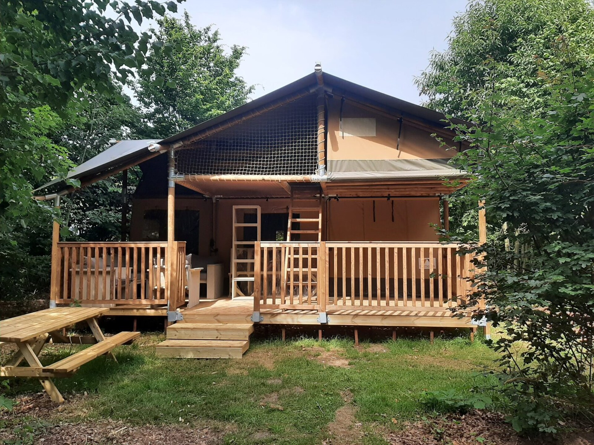 Ranger Lodge in Dochamps: Glamping voor 8 met panoramisch Ardennen uitzicht - foto 1