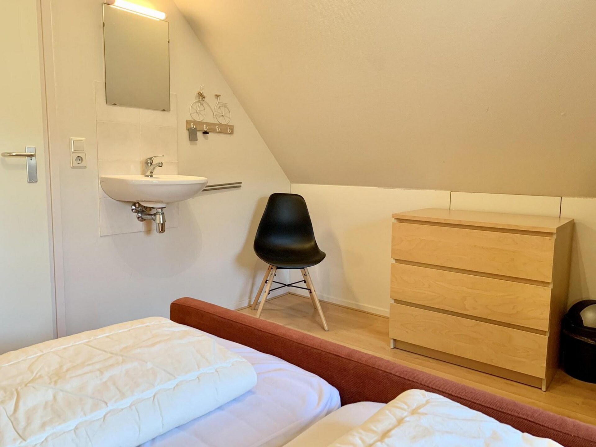 Knus vakantiehuis met sauna op 10 minuten fietsen van zee in Sint Maartenszee - foto 11