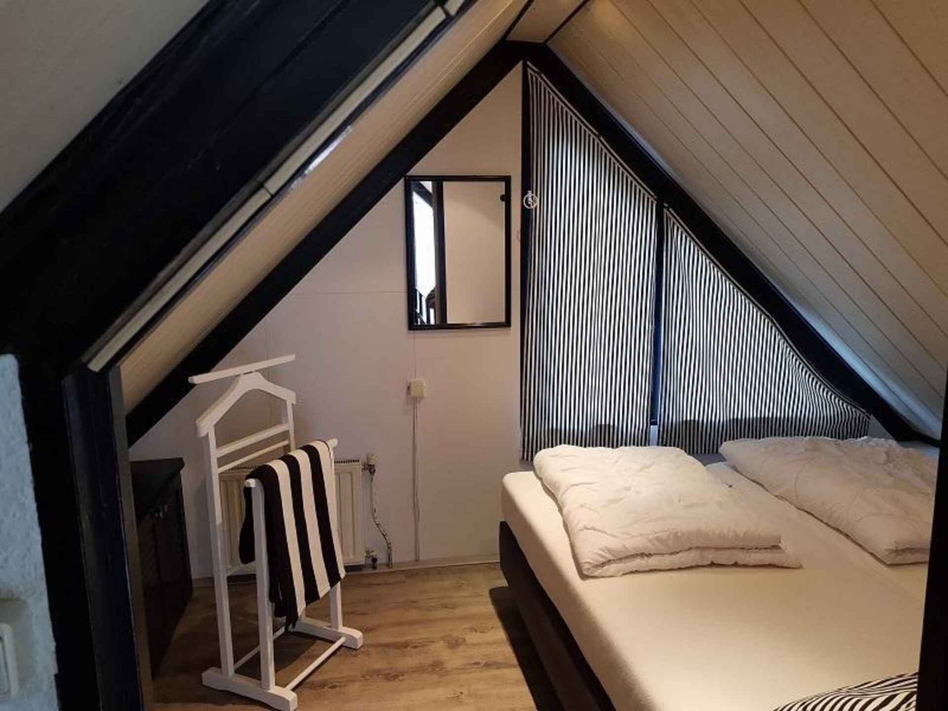 Vrijstaande bungalow in groene oase van Sint Maartenszee - foto 8