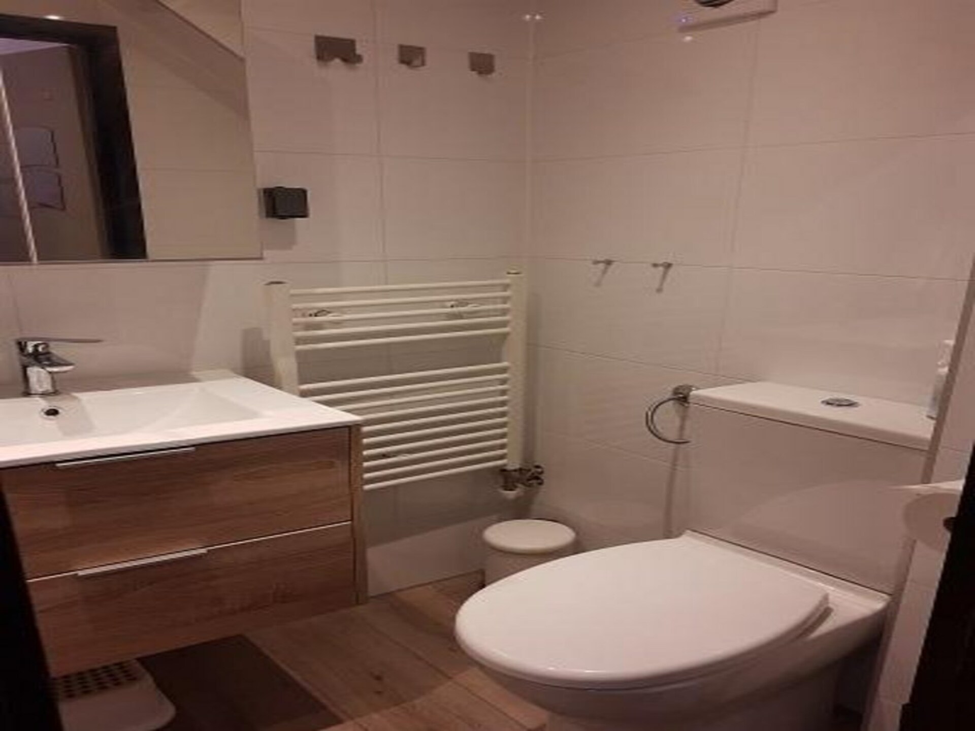 Vrijstaande bungalow in groene oase van Sint Maartenszee - foto 10