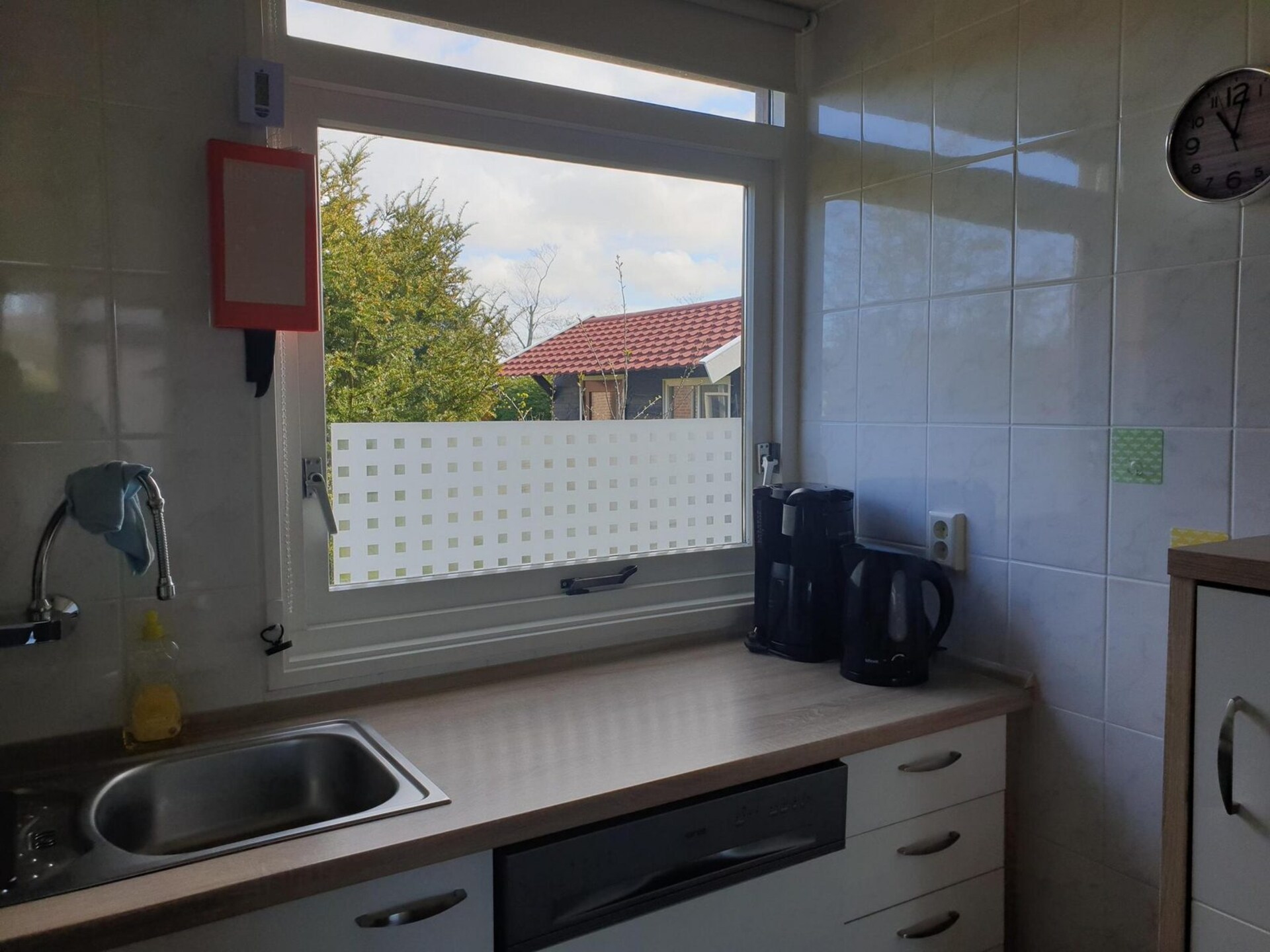Vrijstaande 6-persoonsbungalow met tuin op fietsafstand van zee in Sint Maartenszee - foto 13