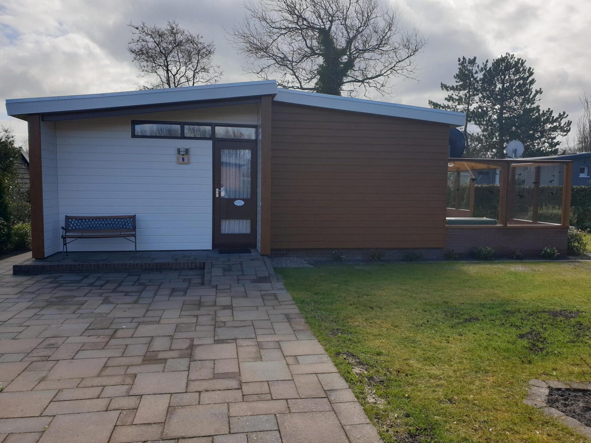 Vrijstaande 6-persoonsbungalow met tuin op fietsafstand van zee in Sint Maartenszee - foto 7