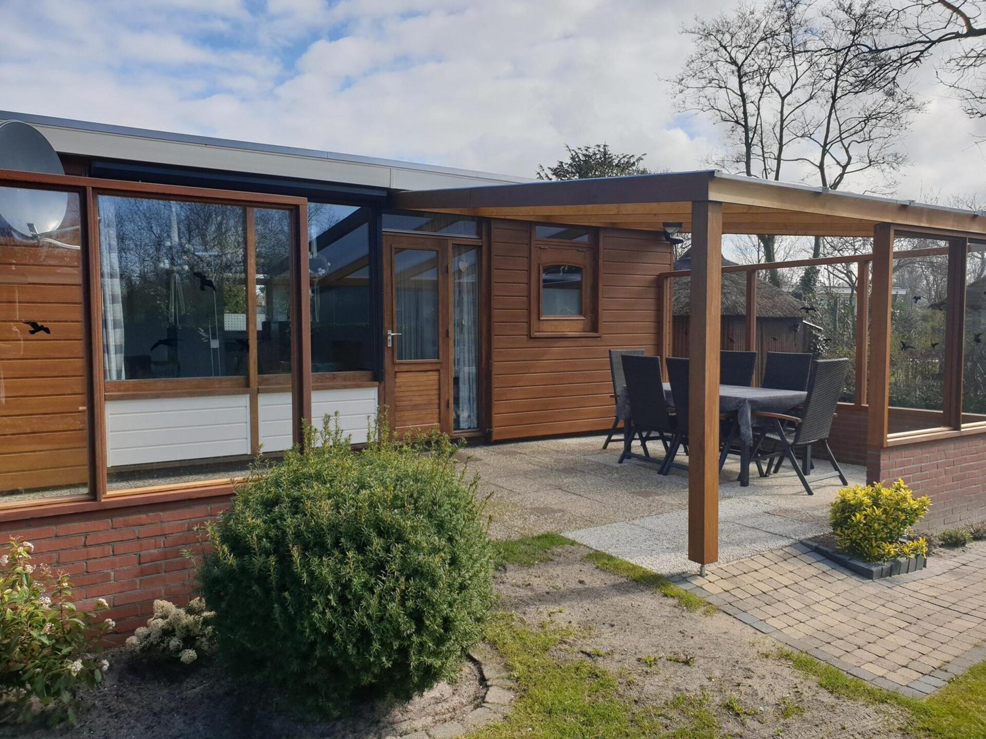 Vrijstaande 6-persoonsbungalow met tuin op fietsafstand van zee in Sint Maartenszee - foto 6