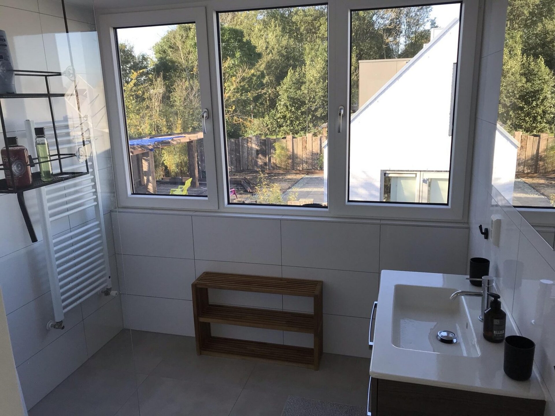 Moderne bungalow met 2 terrassen op 5 minuten van het strand - foto 15