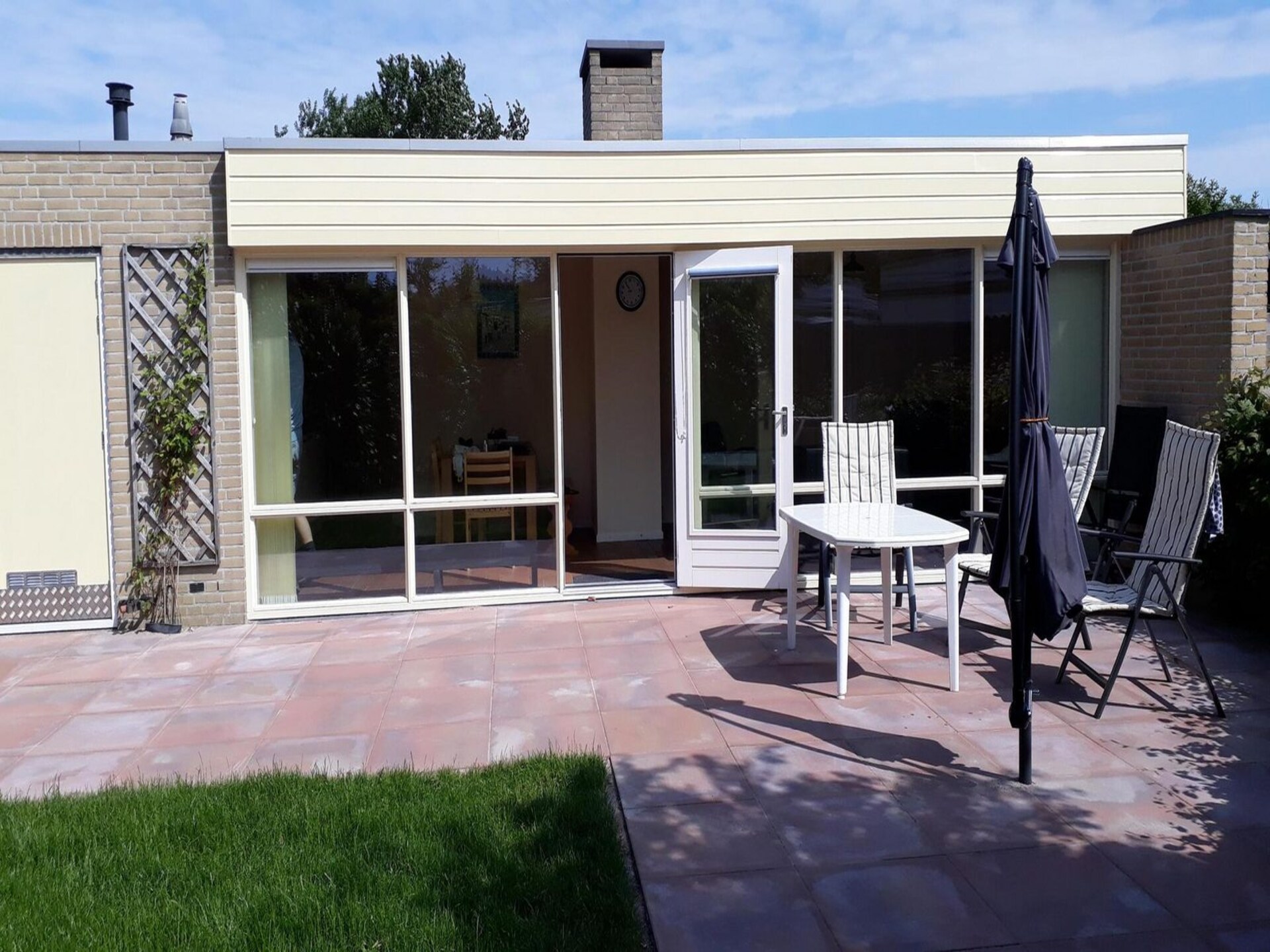 Vrijstaande bungalow De Schelp 14 met zonnige tuin bij Sint Maartenszee - foto 2