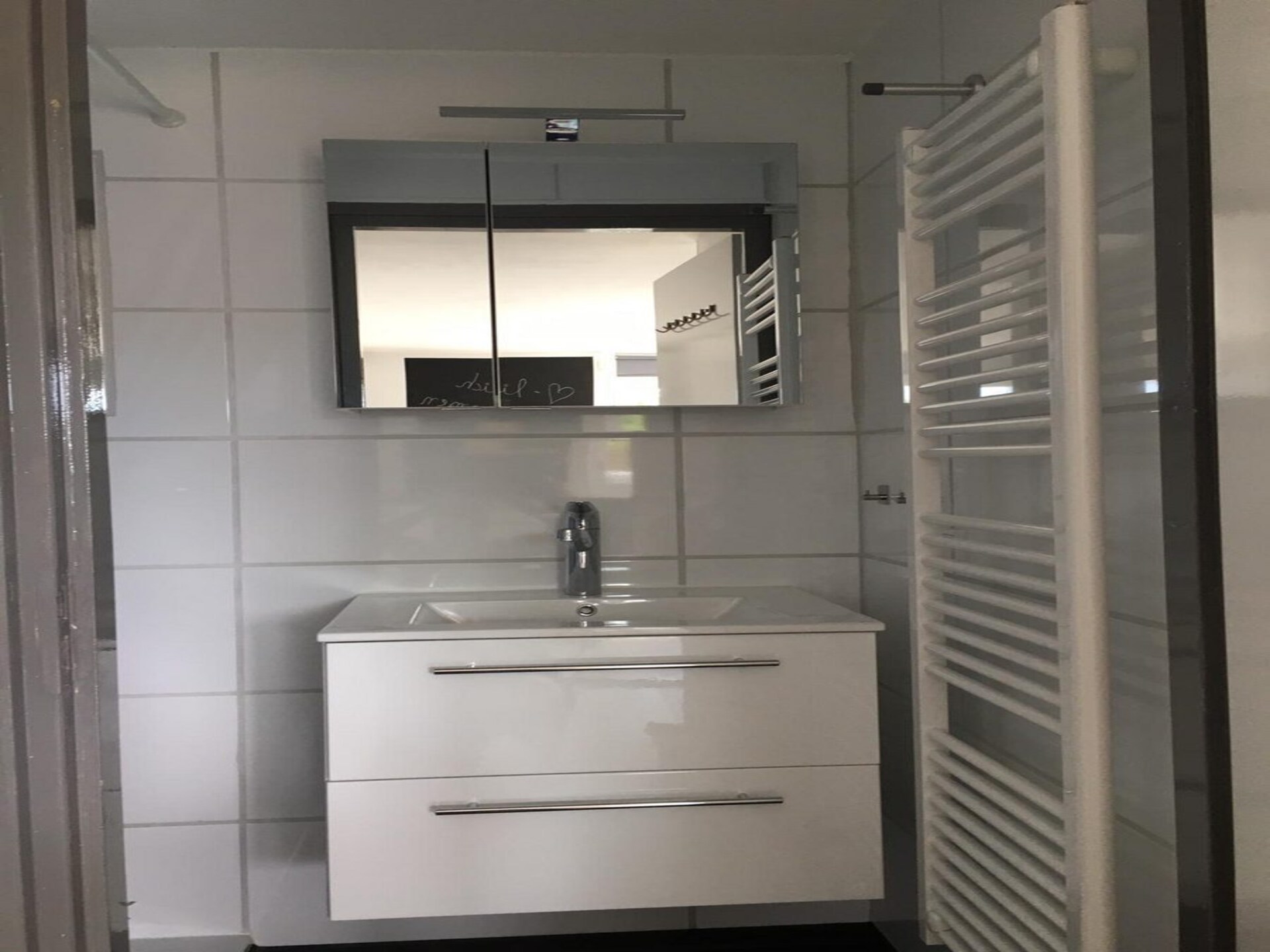Vrijstaande familiebungalow met overdekt terras in Sint Maartenszee - foto 16