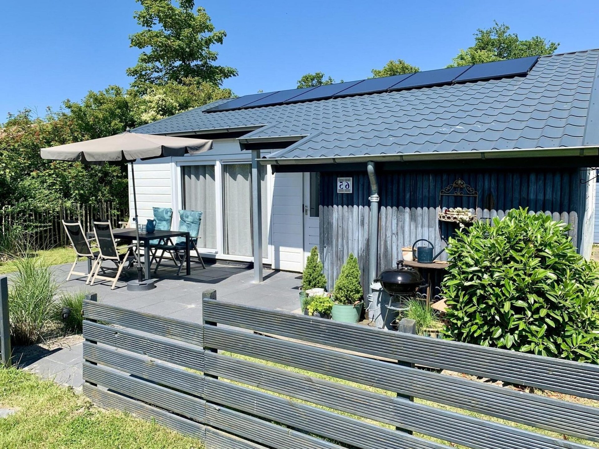 Moderne vrijstaande bungalow met zonnige tuin bij Sint Maartenszee - foto 36