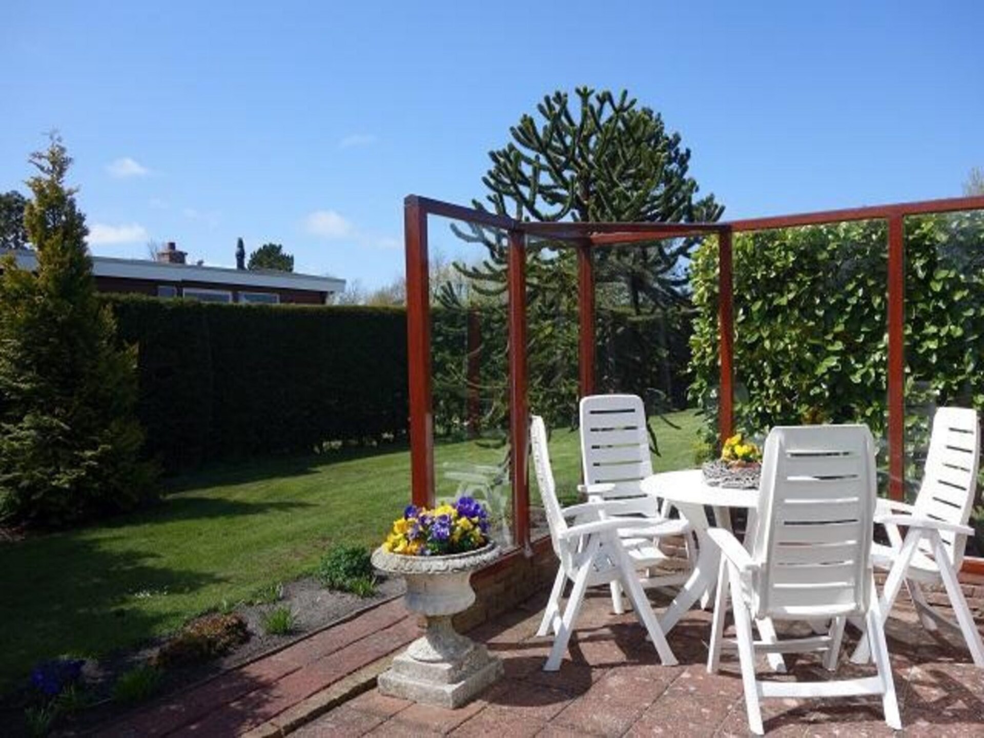 Comfortabele vrijstaande bungalow met prachtige tuin in Sint Maartenszee - foto 3