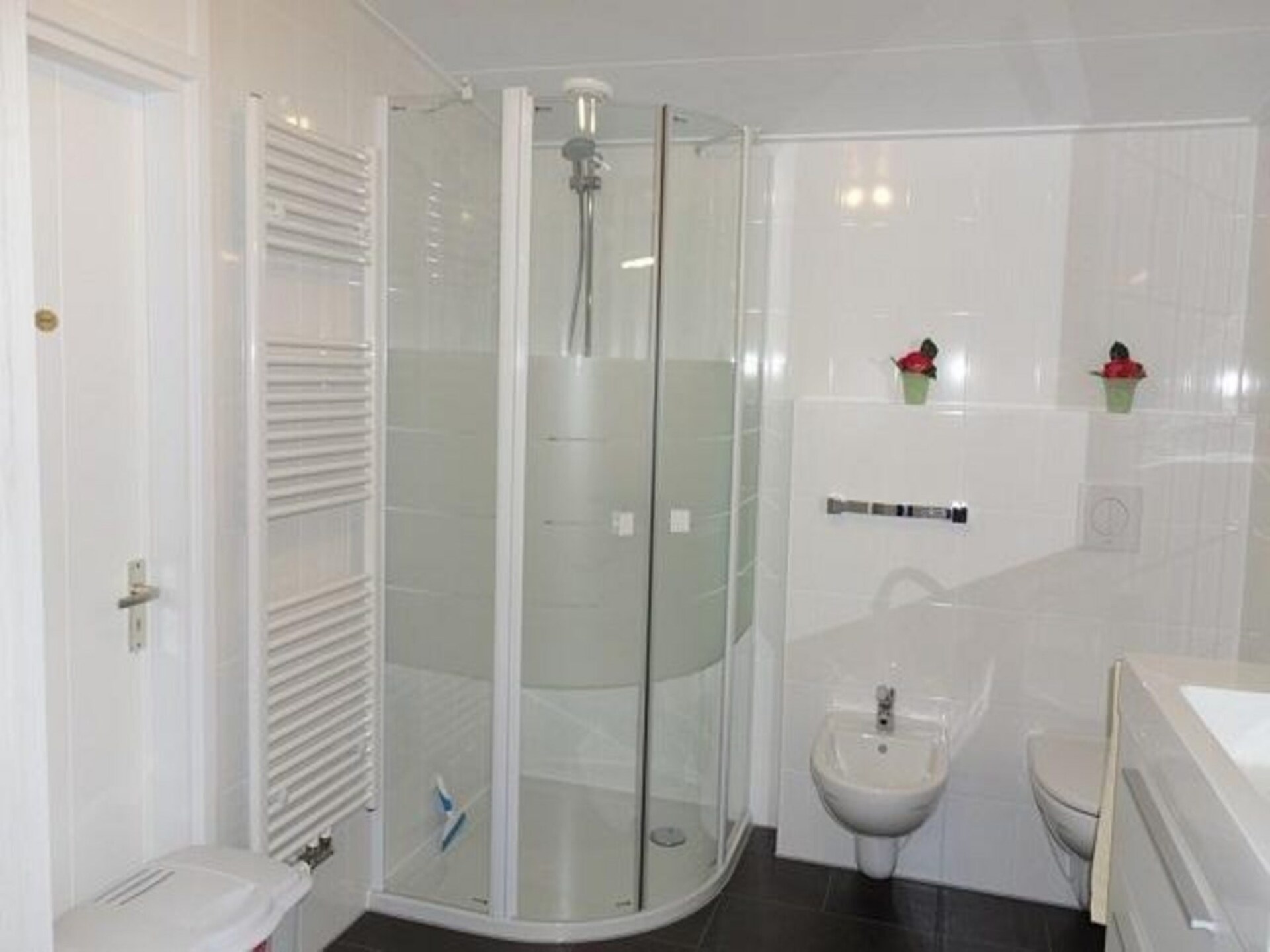 Comfortabele vrijstaande bungalow met prachtige tuin in Sint Maartenszee - foto 22