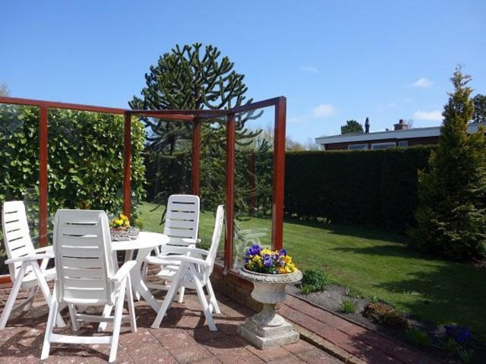 Comfortabele vrijstaande bungalow met prachtige tuin in Sint Maartenszee - foto 24