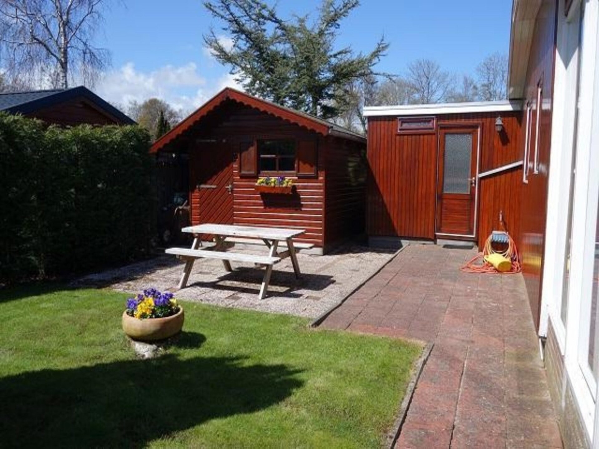 Comfortabele vrijstaande bungalow met prachtige tuin in Sint Maartenszee - foto 25