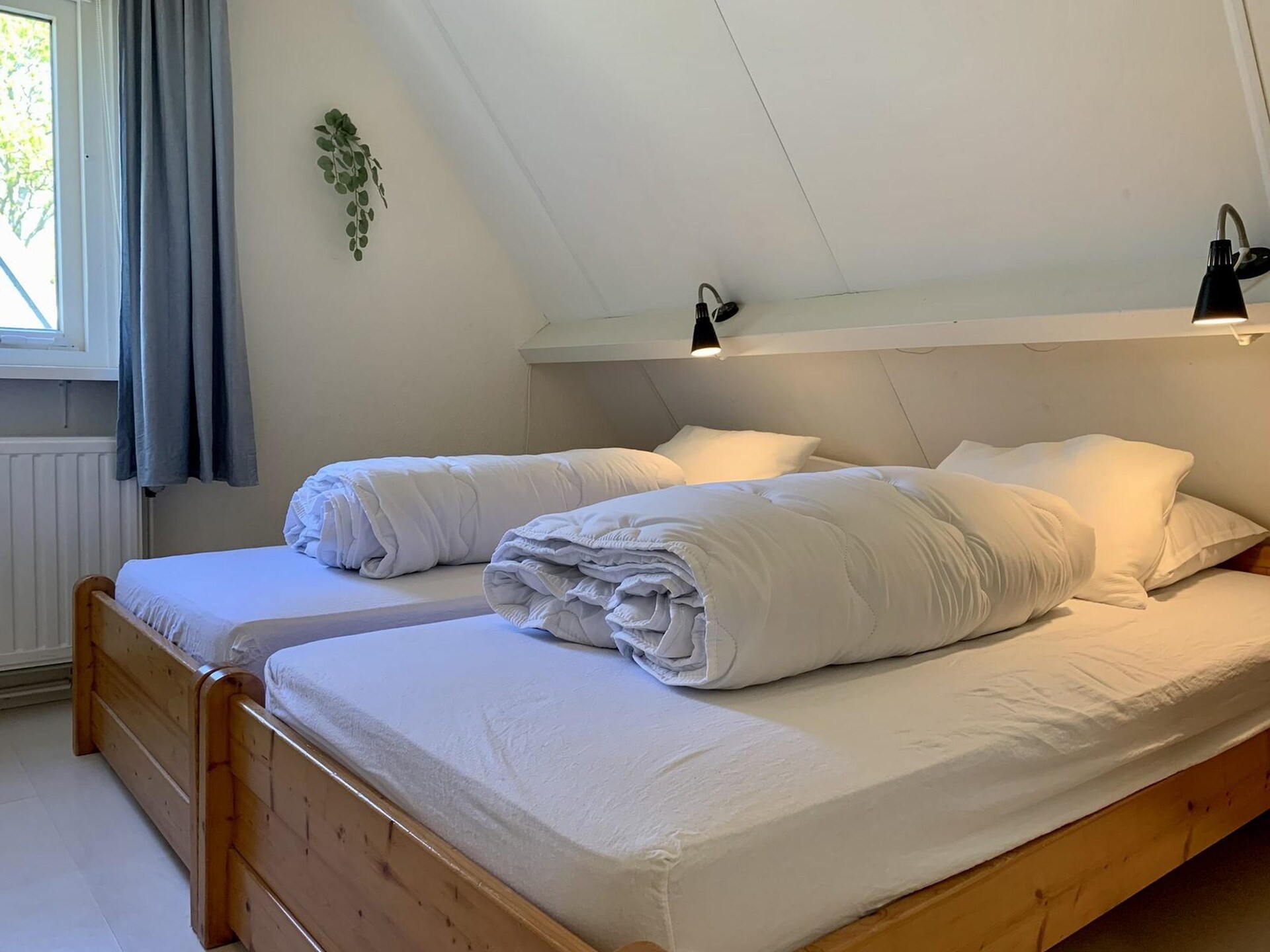 Vrijstaande bungalow Gudea 5 in rustig park bij bloemenvelden - foto 11