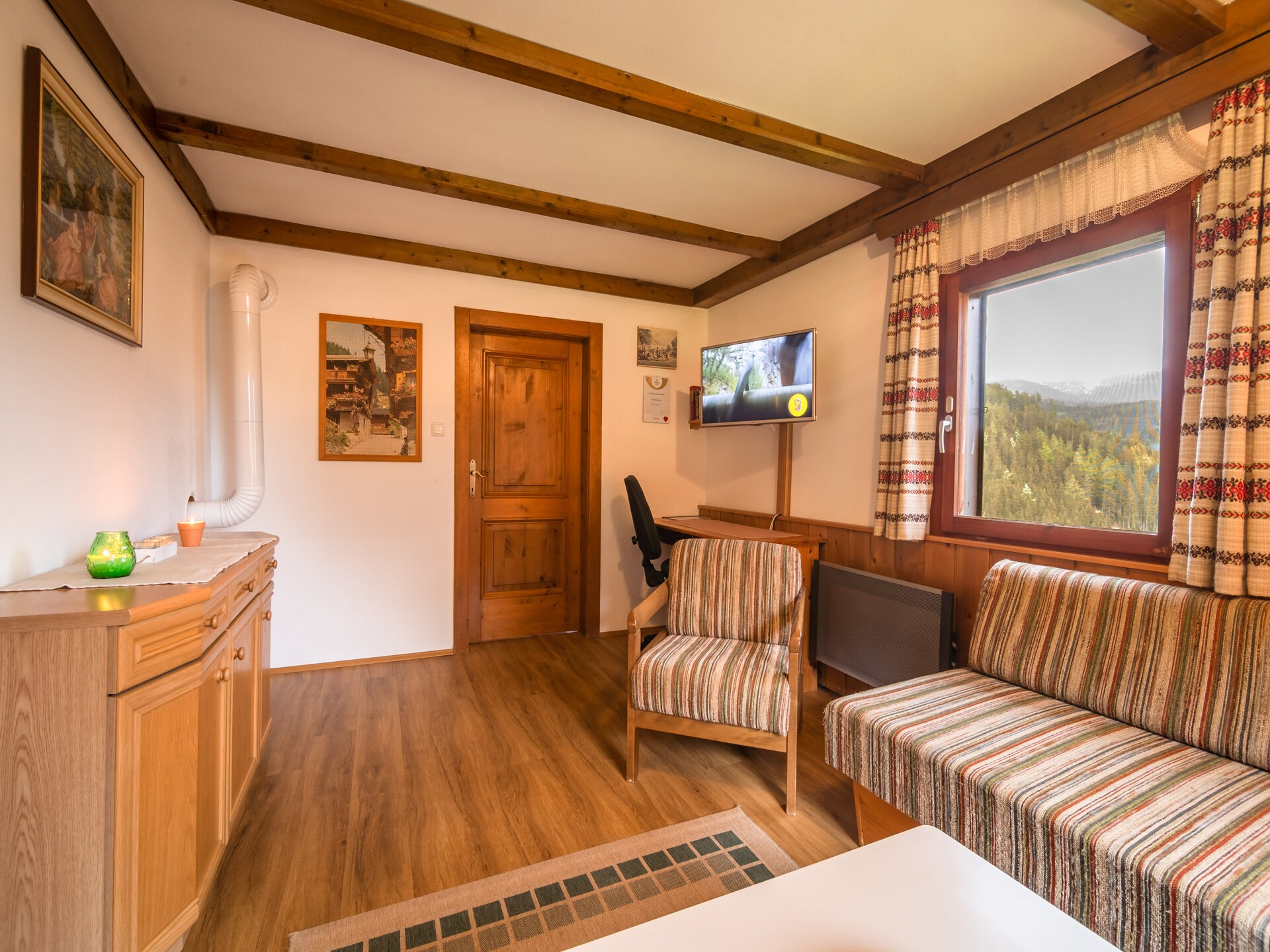 Rustiek chalet aan de bosrand in Bad St. Leonhard met panoramisch uitzicht - foto 8