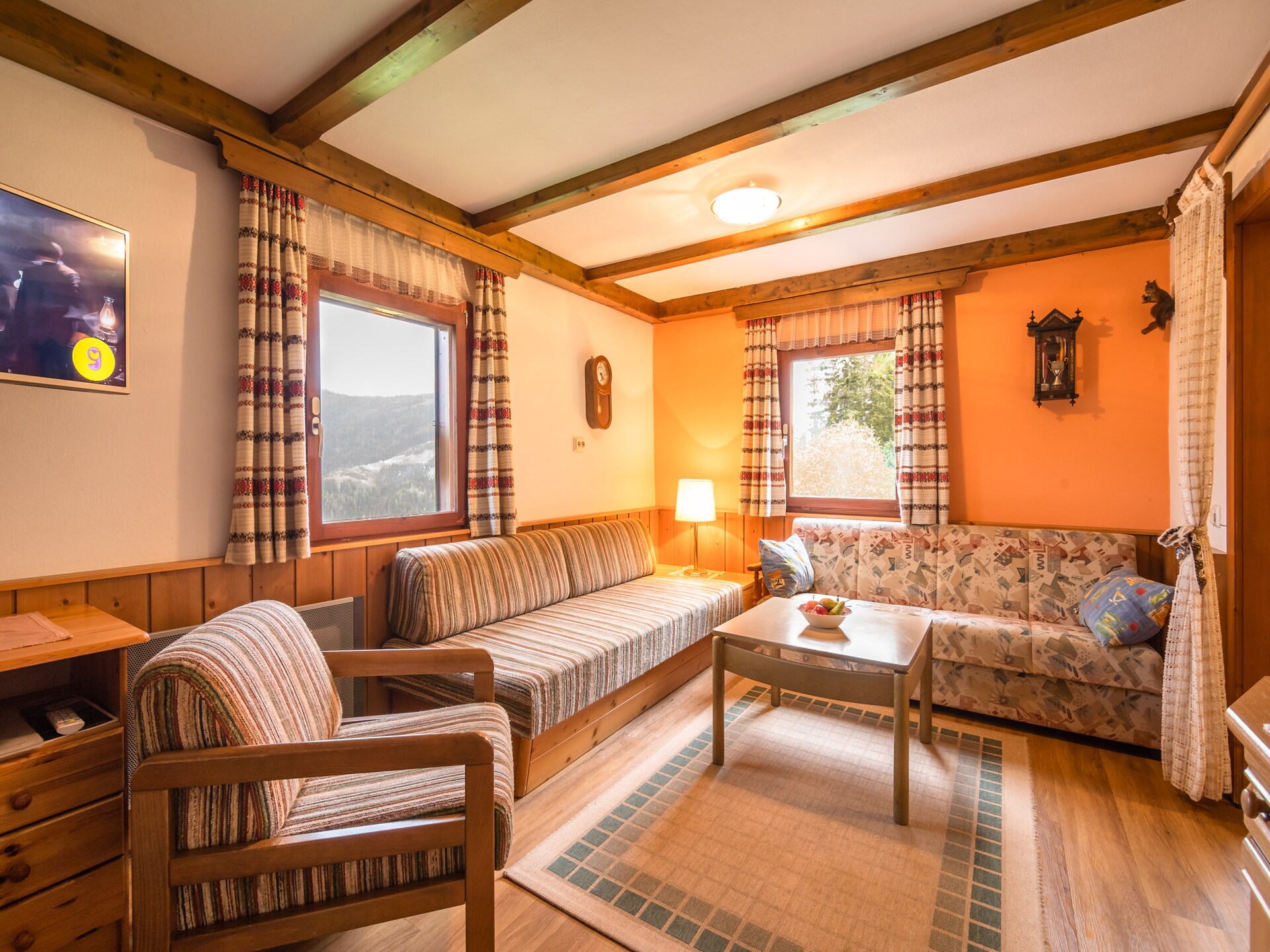 Rustiek chalet aan de bosrand in Bad St. Leonhard met panoramisch uitzicht - foto 2