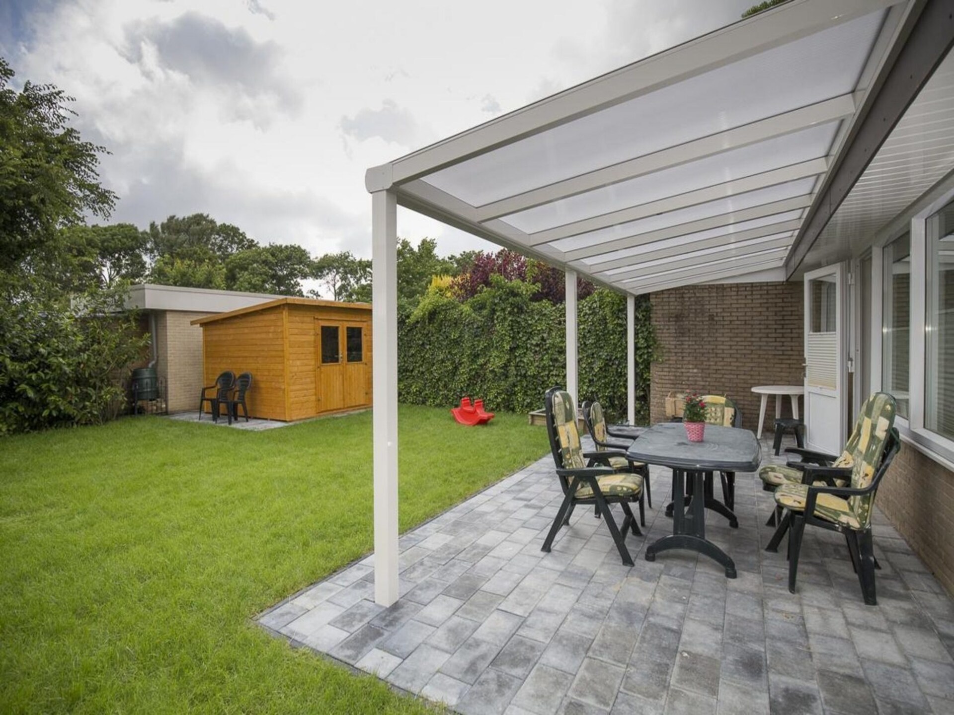 Comfortabele vrijstaande bungalow met zonnige tuin in Sint Maartenszee - foto 30