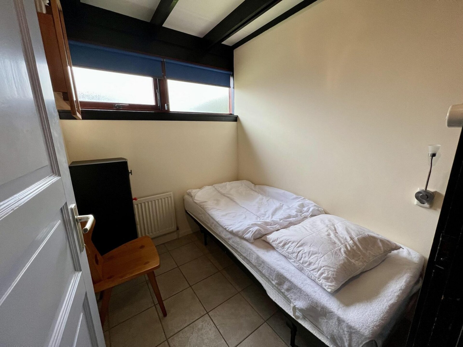Sfeervolle vrijstaande bungalow met omheinde tuin in Sint Maartenszee - foto 9