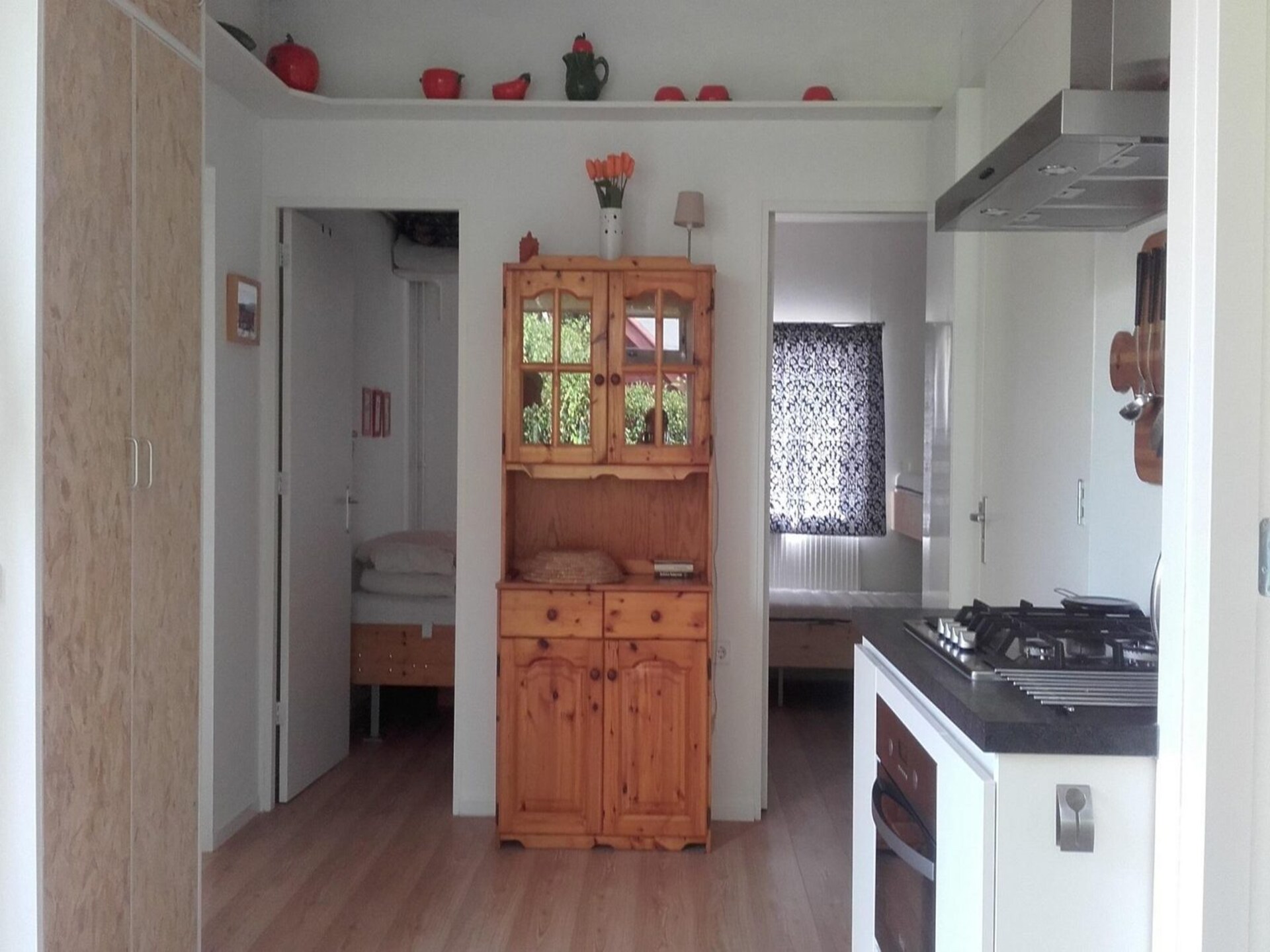 Charmante vrijstaande bungalow in Sint Maartenszee, 500m van strand - foto 11