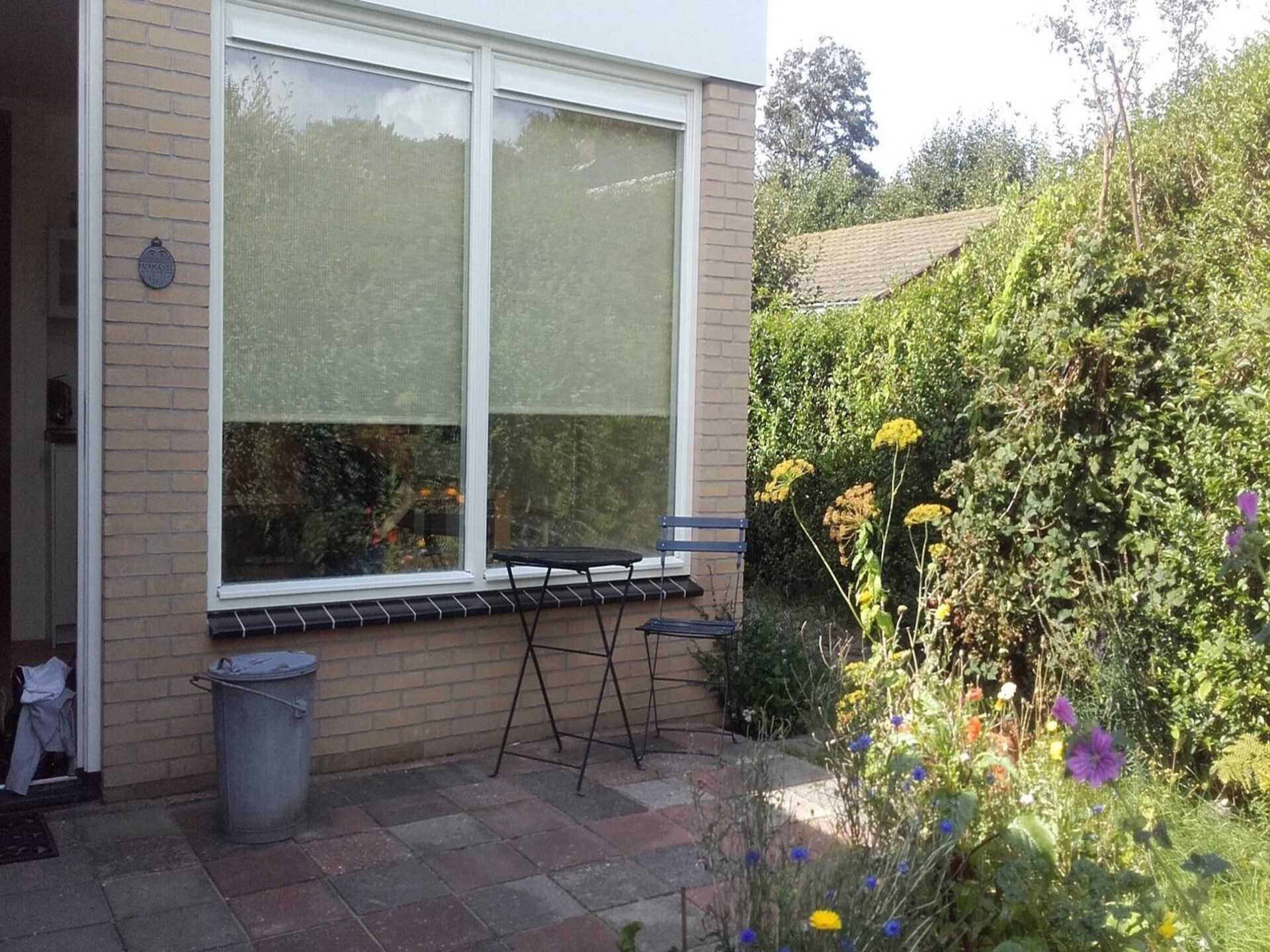 Charmante vrijstaande bungalow in Sint Maartenszee, 500m van strand - foto 18