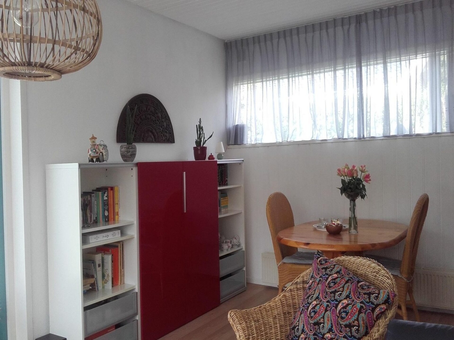 Charmante vrijstaande bungalow in Sint Maartenszee, 500m van strand - foto 28