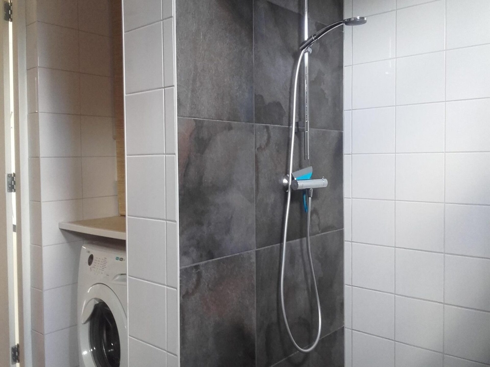 Charmante vrijstaande bungalow in Sint Maartenszee, 500m van strand - foto 35