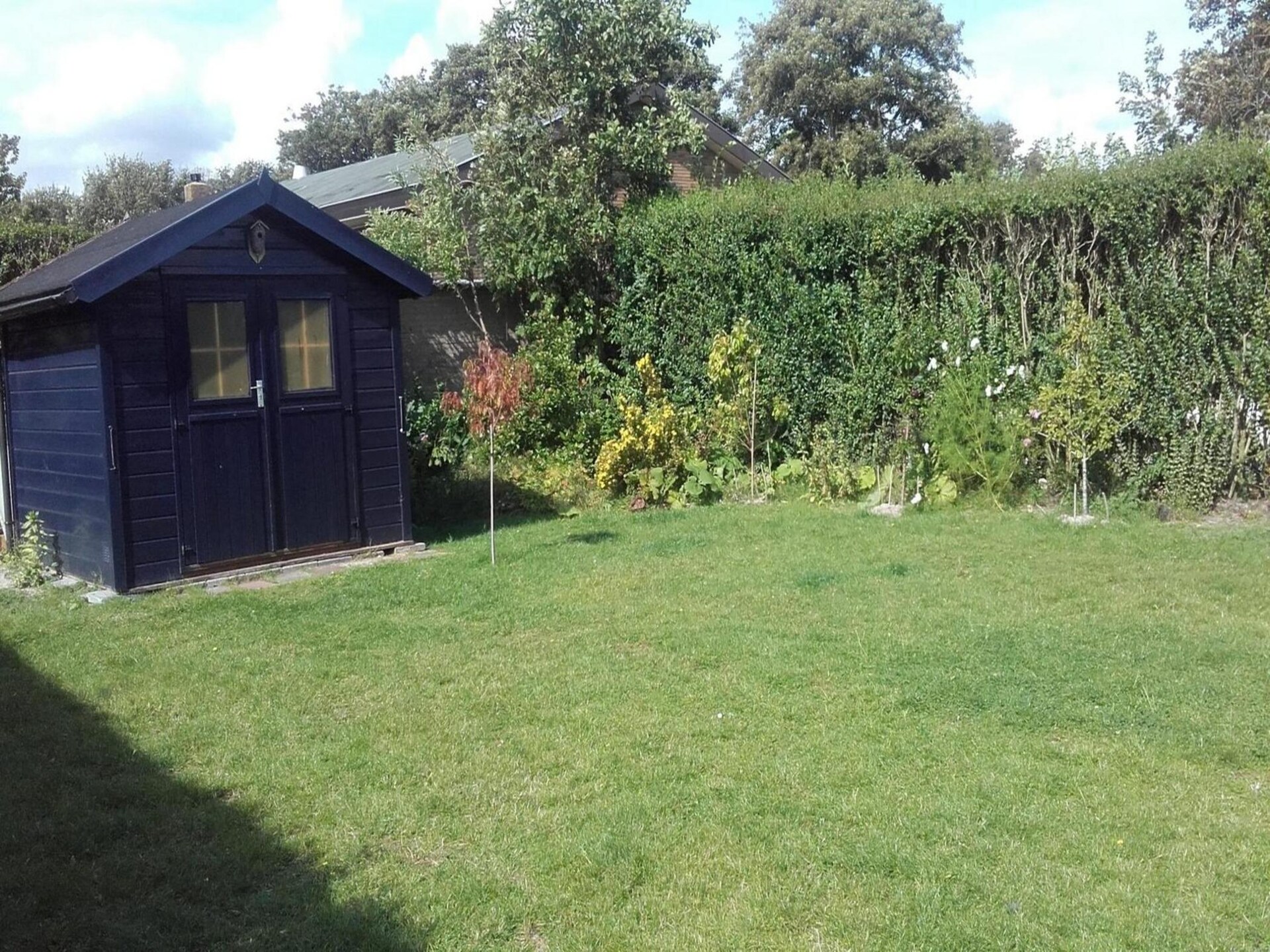 Charmante vrijstaande bungalow in Sint Maartenszee, 500m van strand - foto 24
