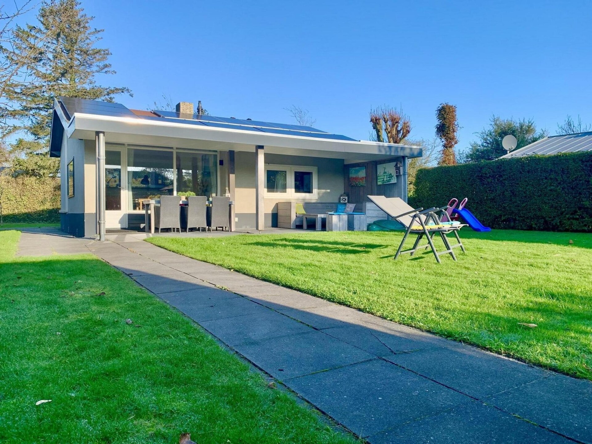 Vrijstaande vakantiebungalow met veranda en omheinde tuin in Sint Maartenszee - foto 20