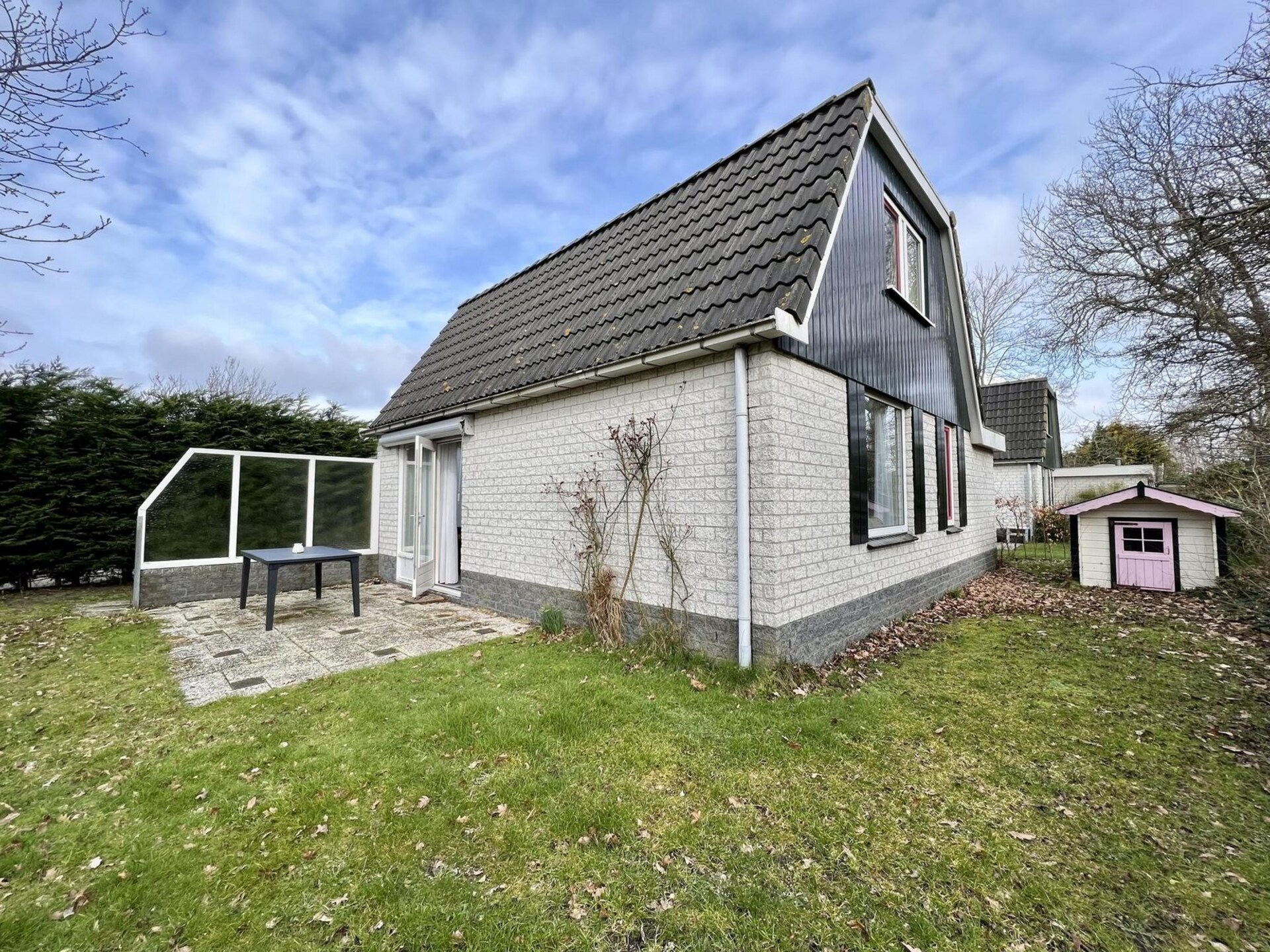 Gezellige vrijstaande bungalow voor 6 personen bij strand en duinen - foto 2