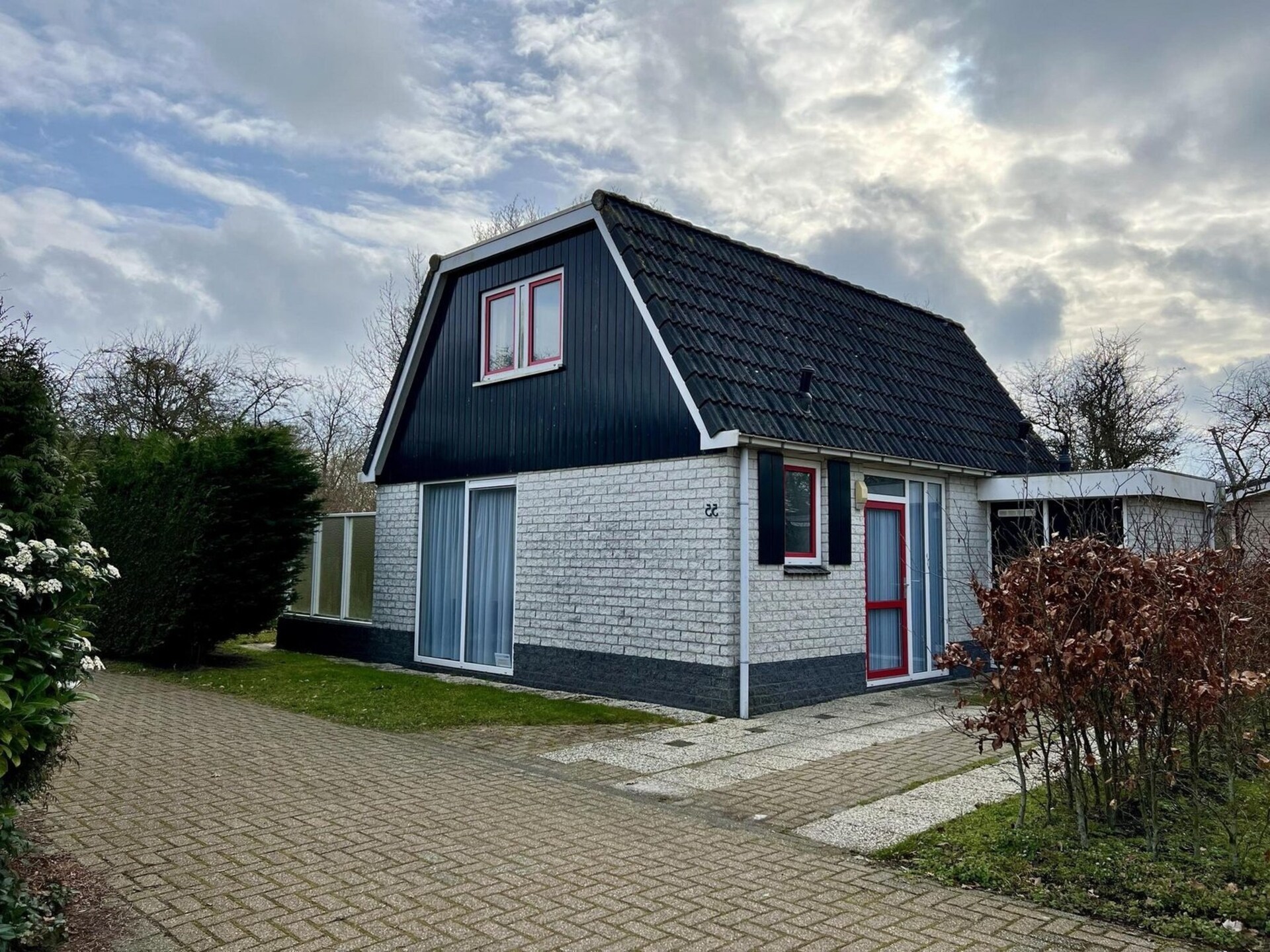 Gezellige vrijstaande bungalow voor 6 personen bij strand en duinen - foto 18