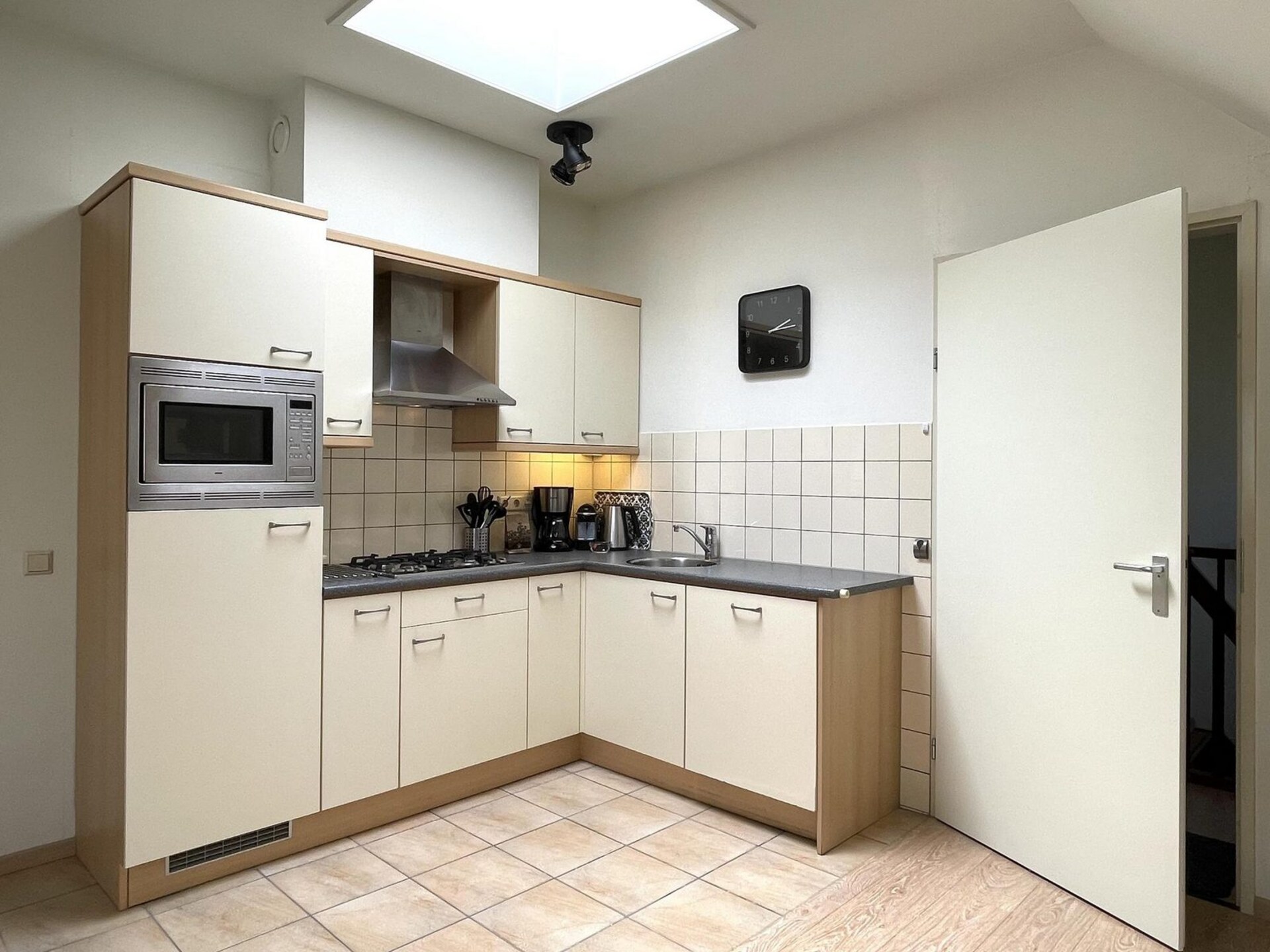 Anzelhoef Apartment Oost: Knus 3-persoonsappartement bij zee en bos - foto 3