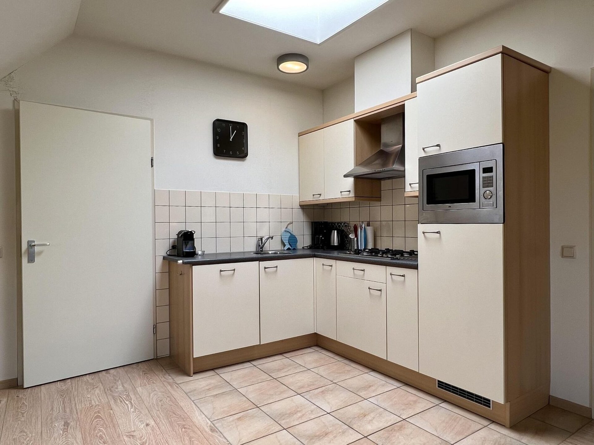 Licht appartement op Villapark Anzelhoef, 10 minuten fietsen van strand - foto 3