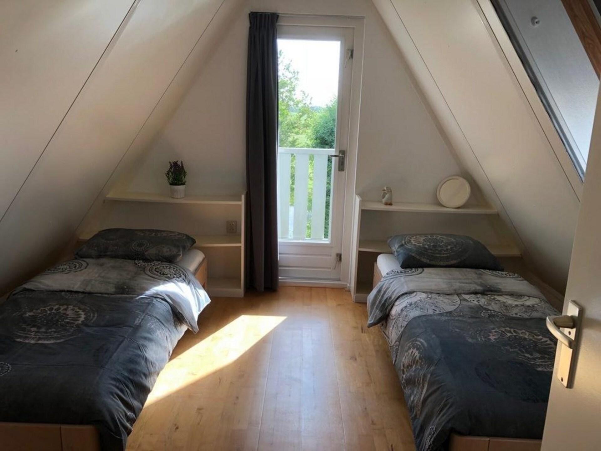 Vogelvrij 5: Vrijstaand vakantiehuis vlakbij het strand van Petten - foto 4