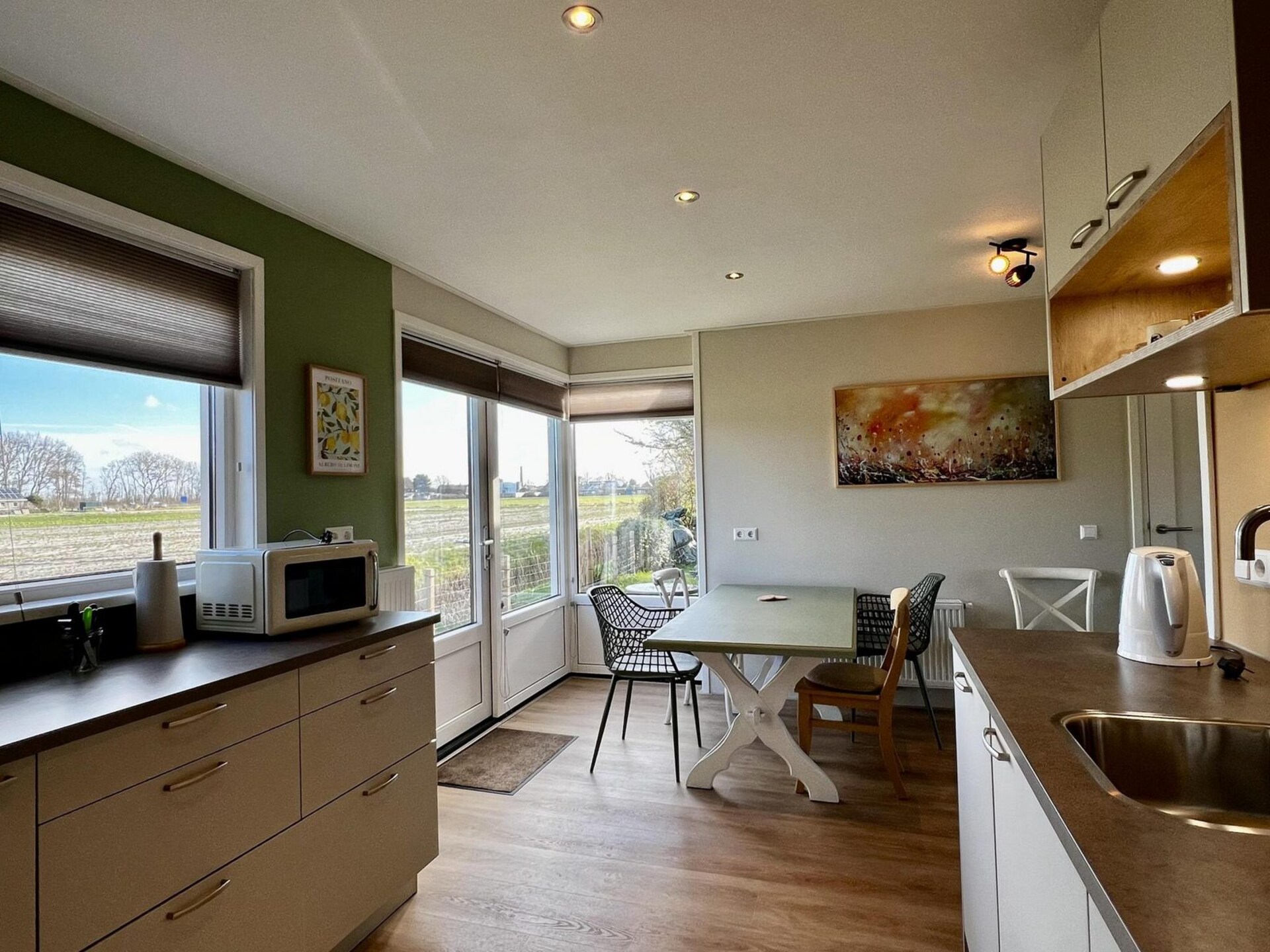 Eureka 102: Gerenoveerde bungalow met landelijk uitzicht bij Sint Maartenszee - foto 9
