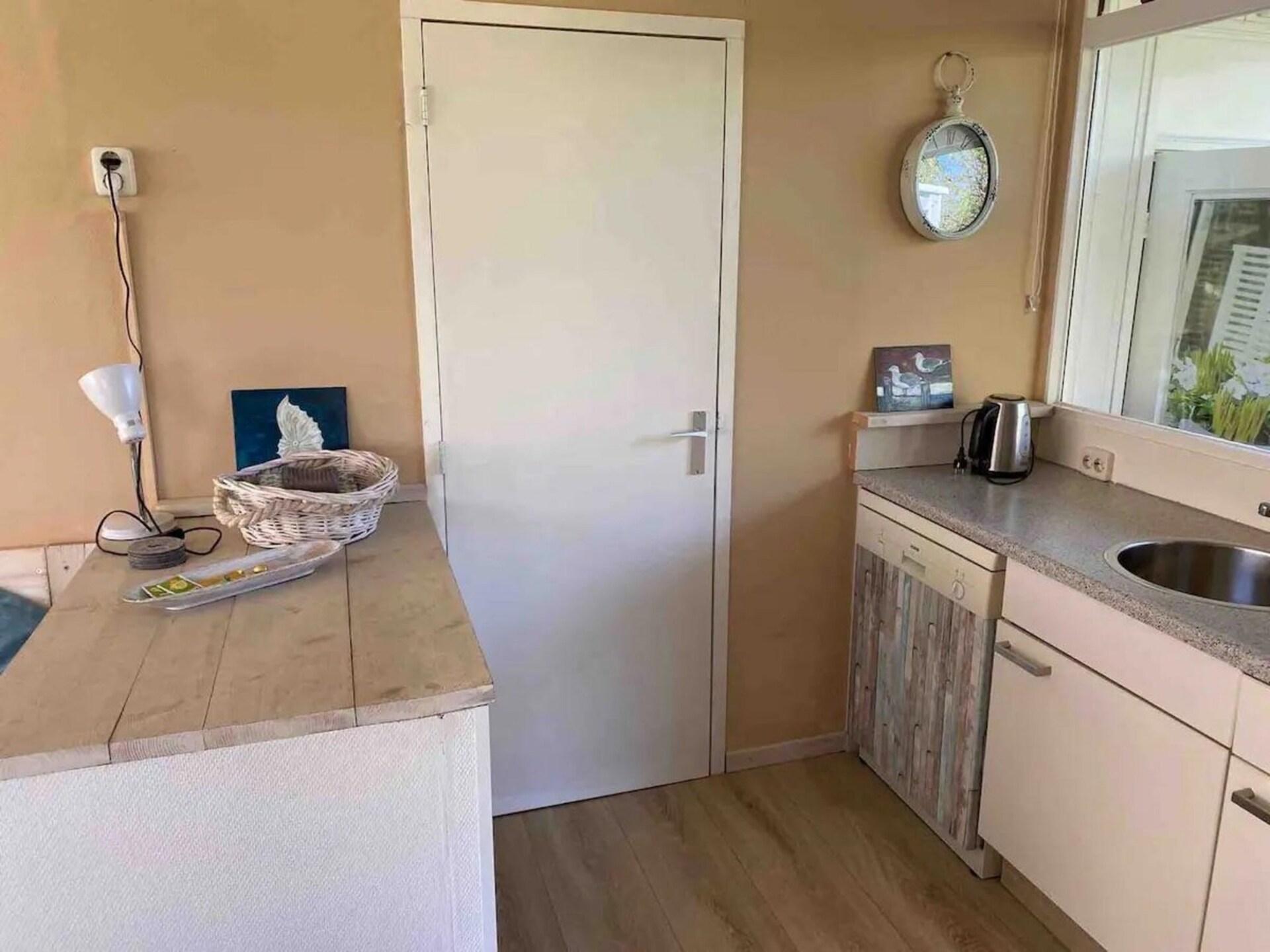 Vrijstaande 5-persoonsbungalow met grote tuin nabij strand Sint Maartenszee - foto 13