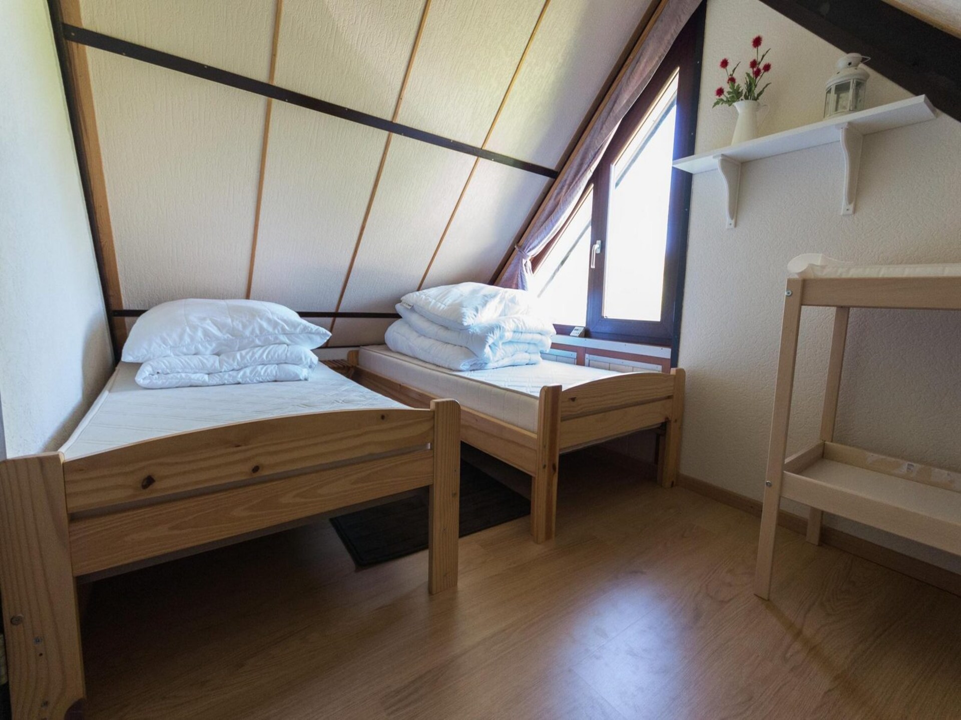 Vrijstaande bungalow aan zee voor 5 personen met grote tuin in Sint Maartenszee - foto 13