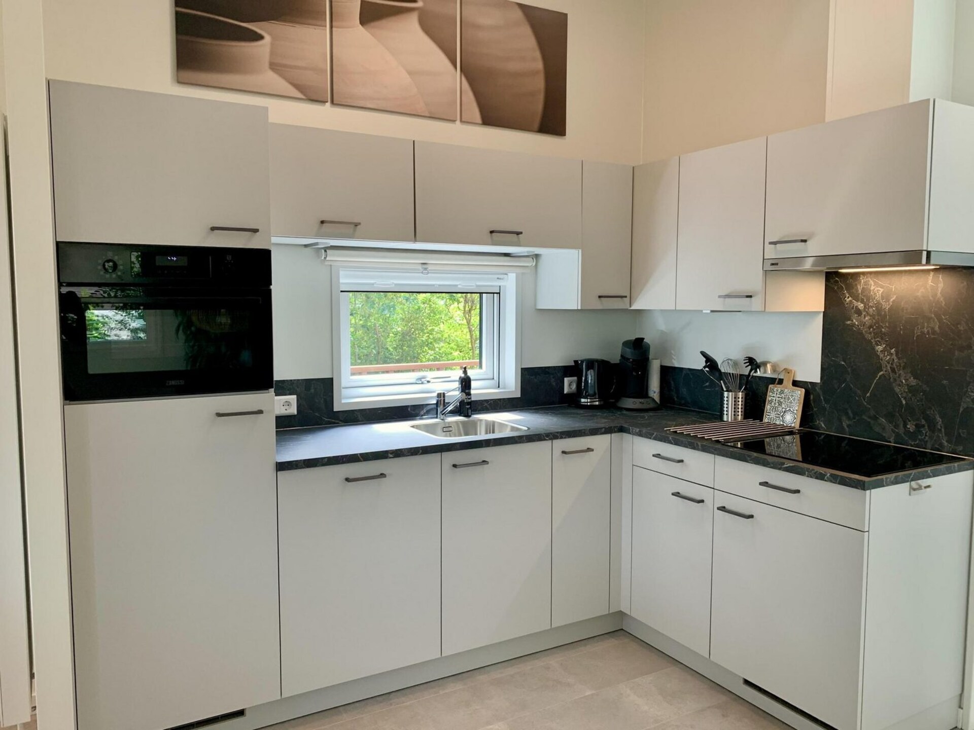 Modern chalet Campanula 136 met uitzicht op bollenvelden in Sint Maartenszee - foto 4