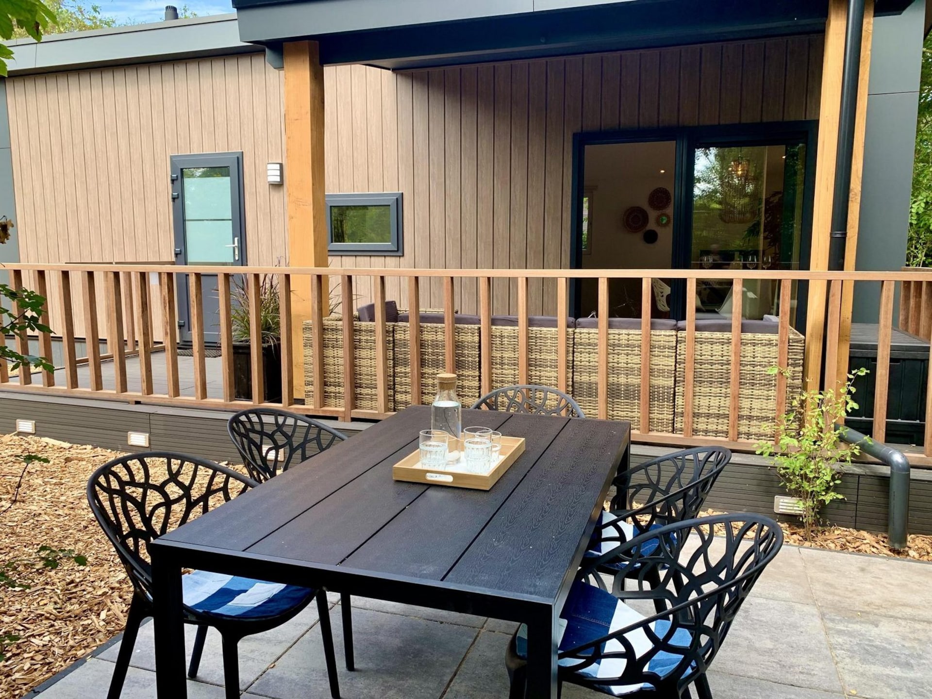 Modern chalet Campanula 136 met uitzicht op bollenvelden in Sint Maartenszee - foto 14
