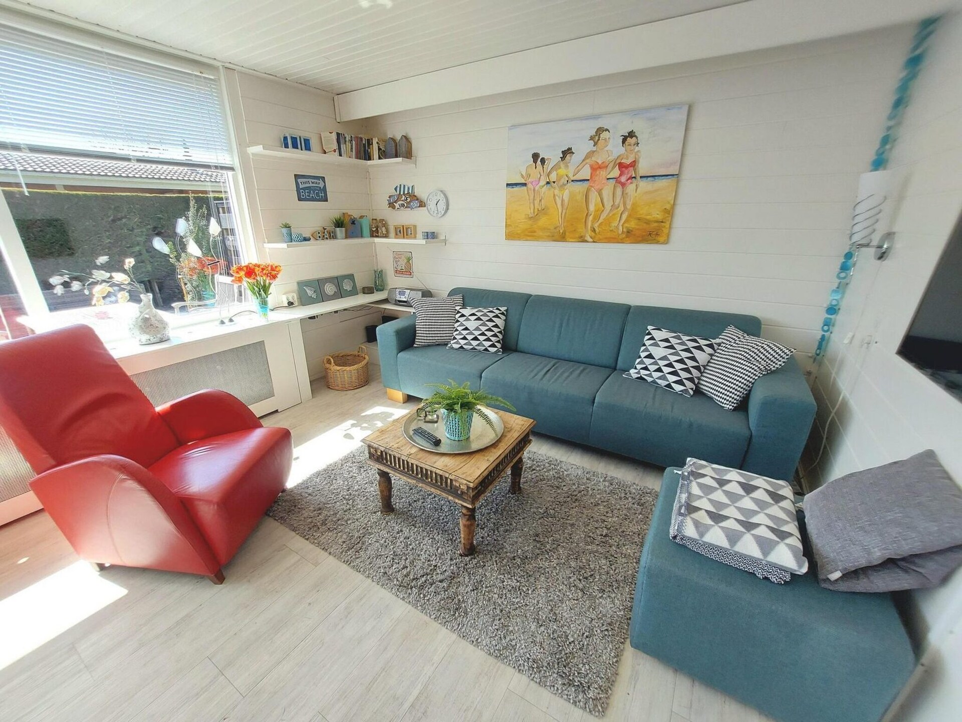 Vrijstaande bungalow met grote tuin op 1,5 km van strand Sint Maartenszee - foto 2