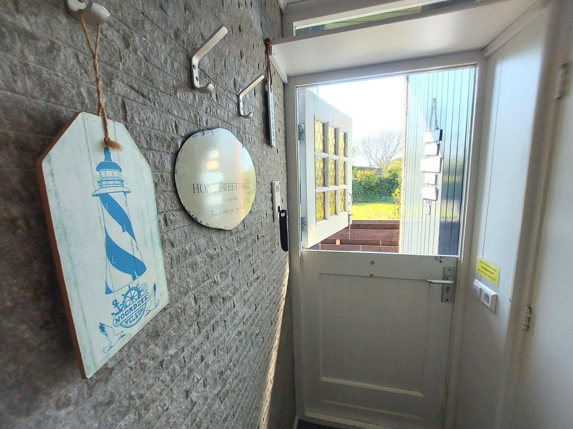 Vrijstaande bungalow met grote tuin op 1,5 km van strand Sint Maartenszee - foto 8