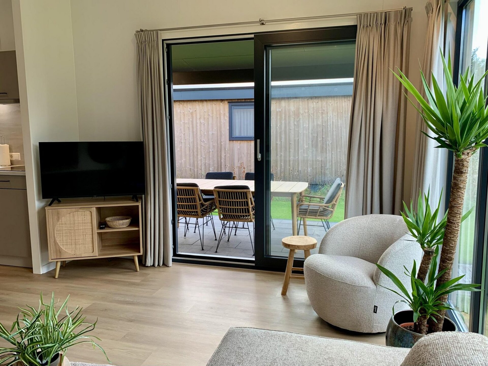 Campanula 224: Modern chalet op fietsafstand van strand Sint-Maartenszee - foto 7