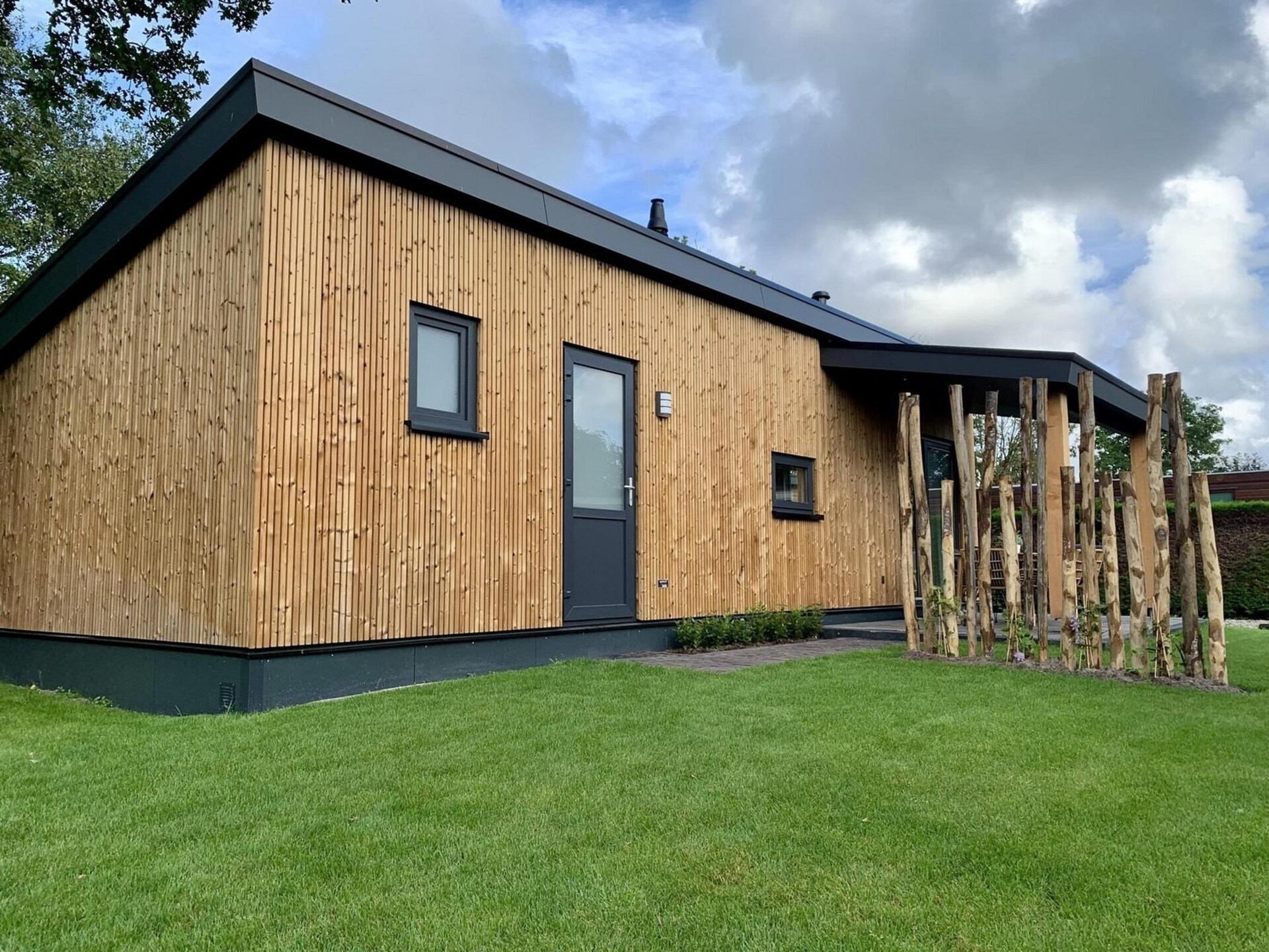 Campanula 224: Modern chalet op fietsafstand van strand Sint-Maartenszee - foto 25
