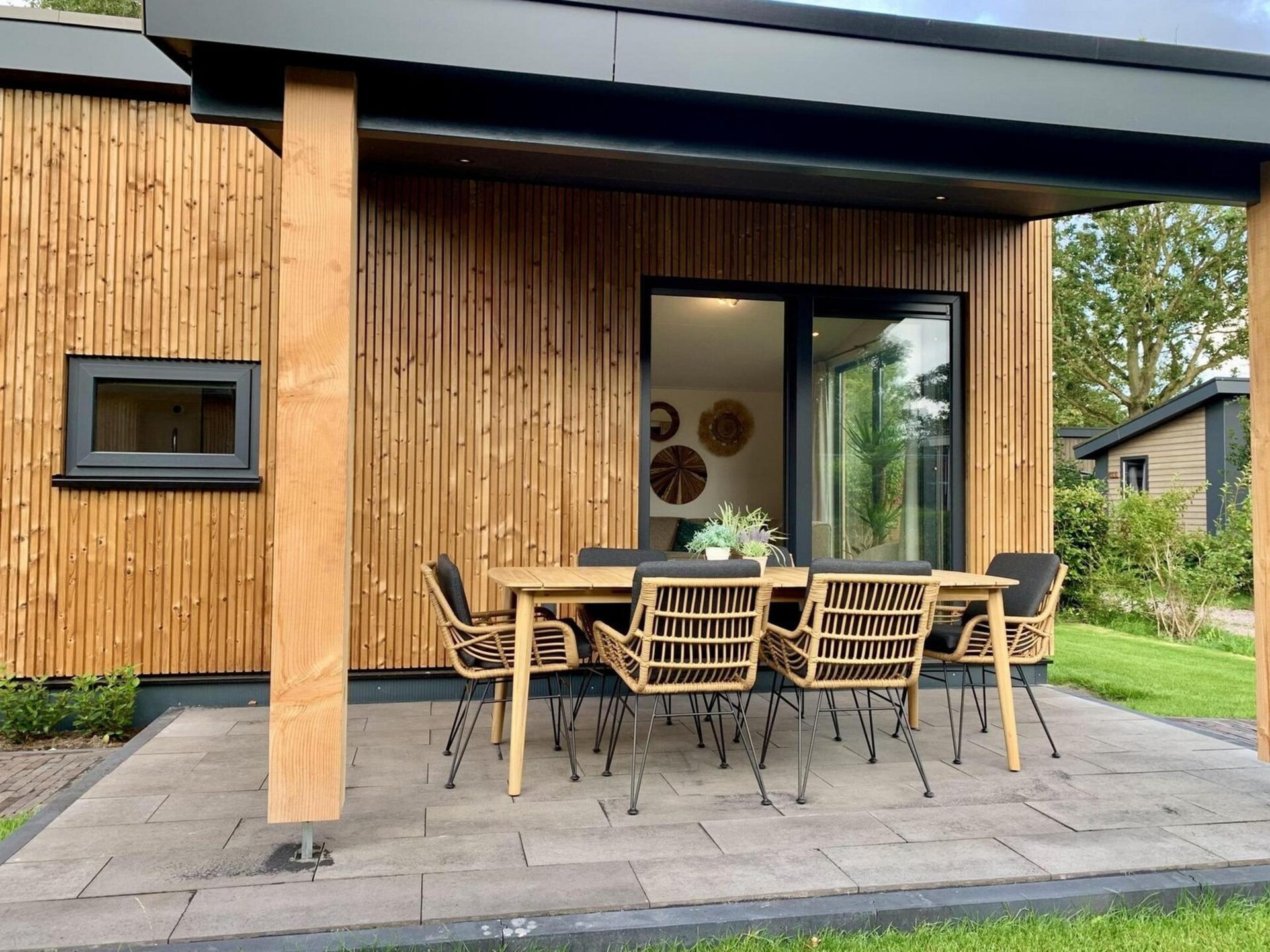 Campanula 224: Modern chalet op fietsafstand van strand Sint-Maartenszee - foto 26