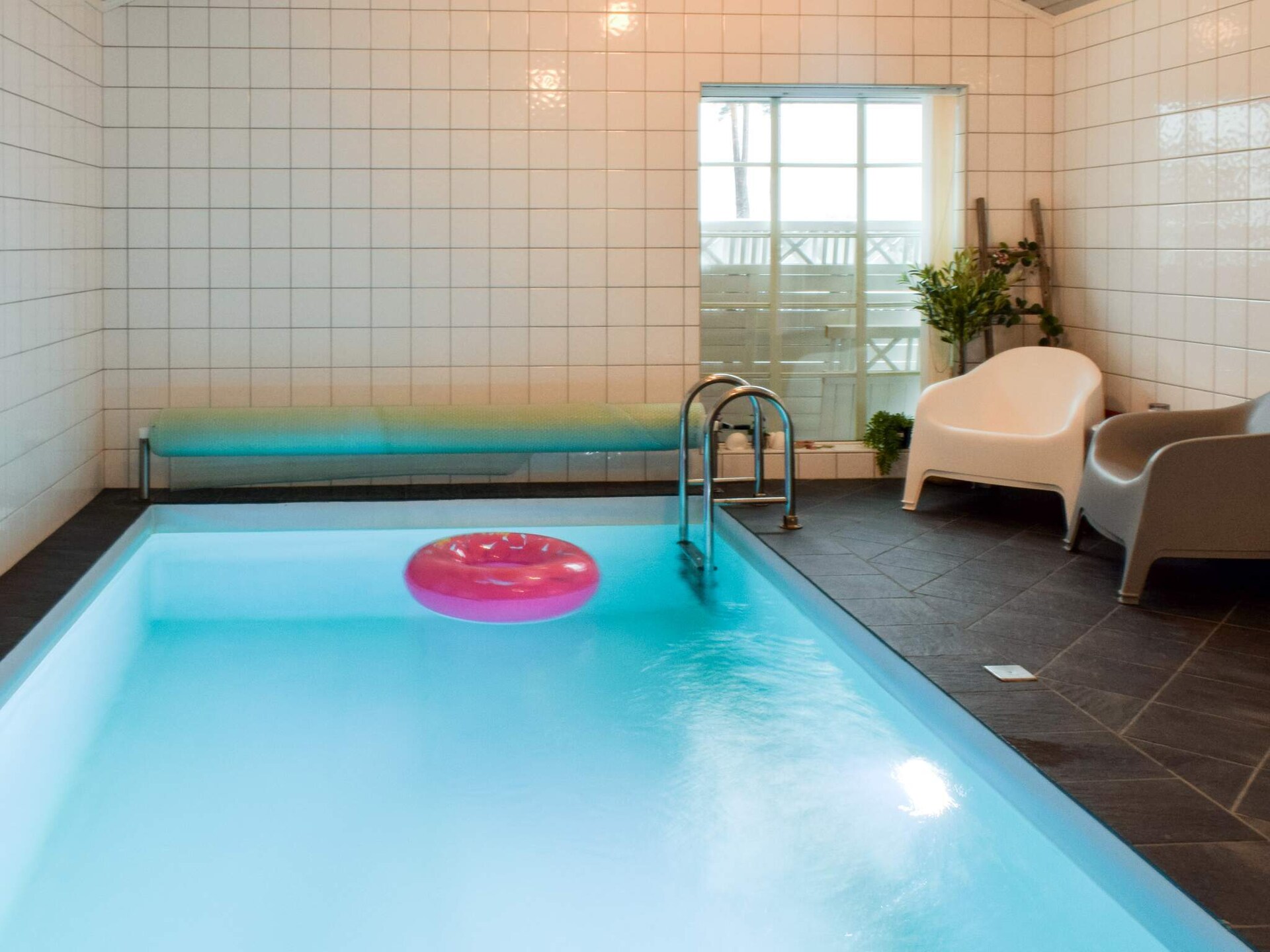 Modern vakantiehuis met privé-zwembad, sauna & zeezicht bij Engelsviken - foto 1