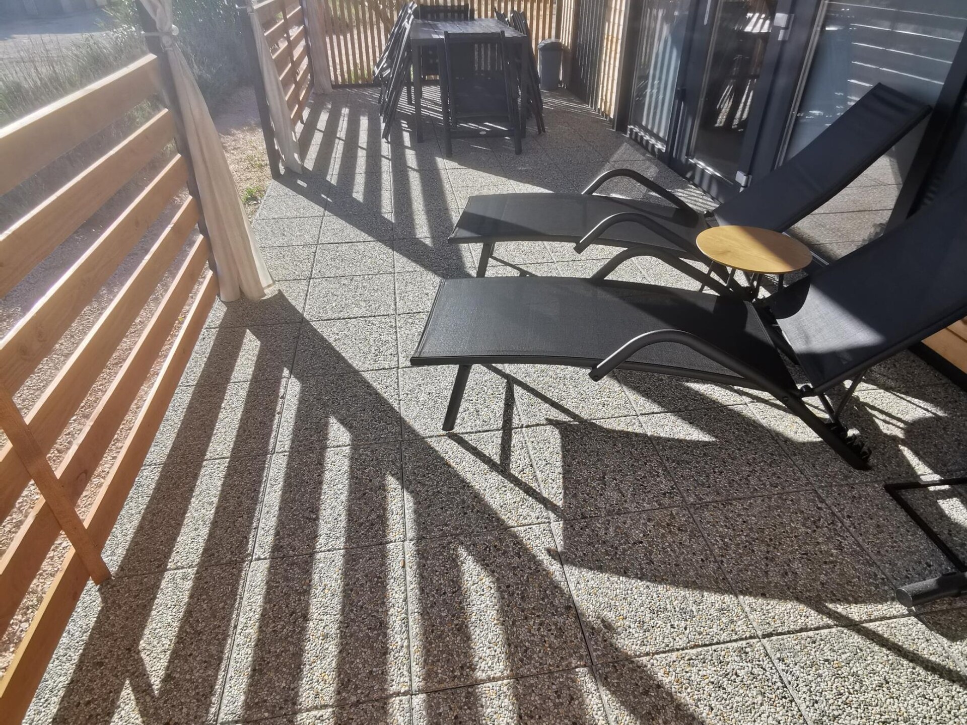 Stacaravan aan zee in Pirovac met terras en uitzicht op zee voor 6 personen - foto 9